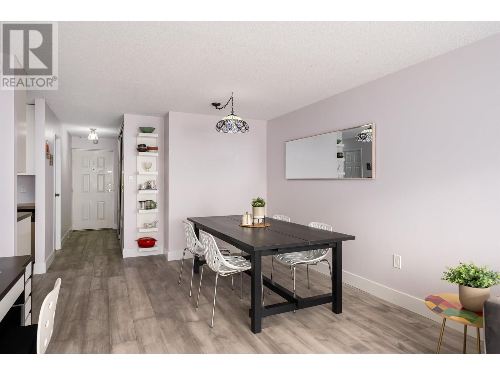 Photo 12 of 403 6631 Minoru Boulevard, Richmond BC
