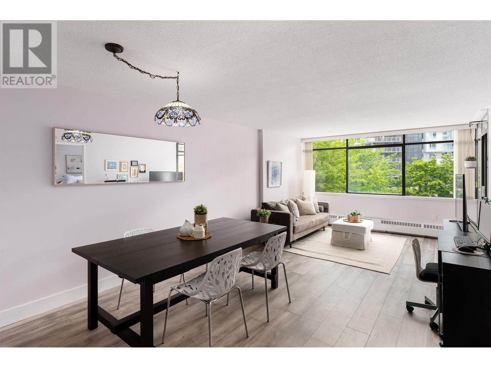 Photo 2 of 403 6631 Minoru Boulevard, Richmond BC