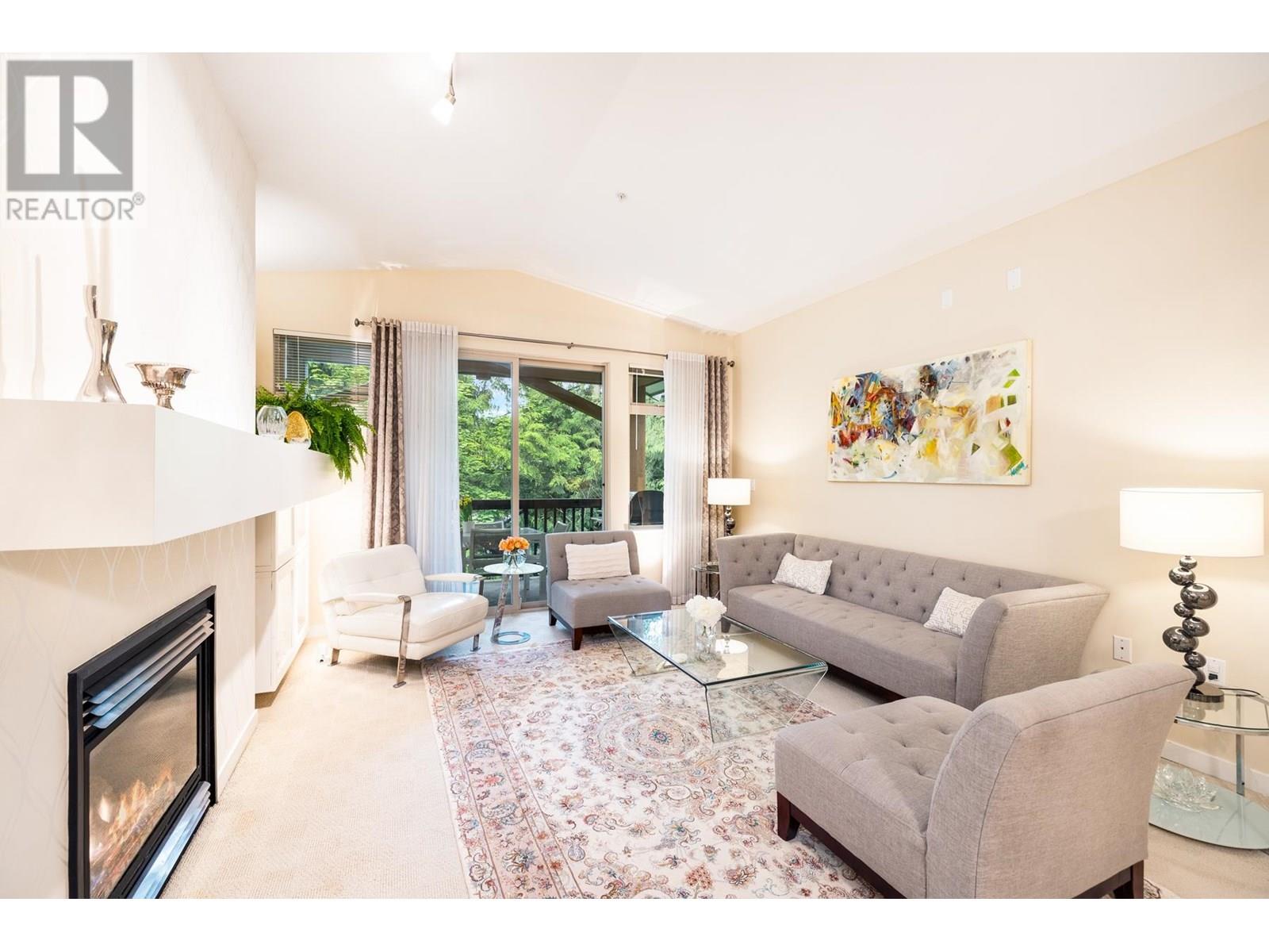 Photo 8 of 202 3125 Capilano Crescent, North Vancouver BC