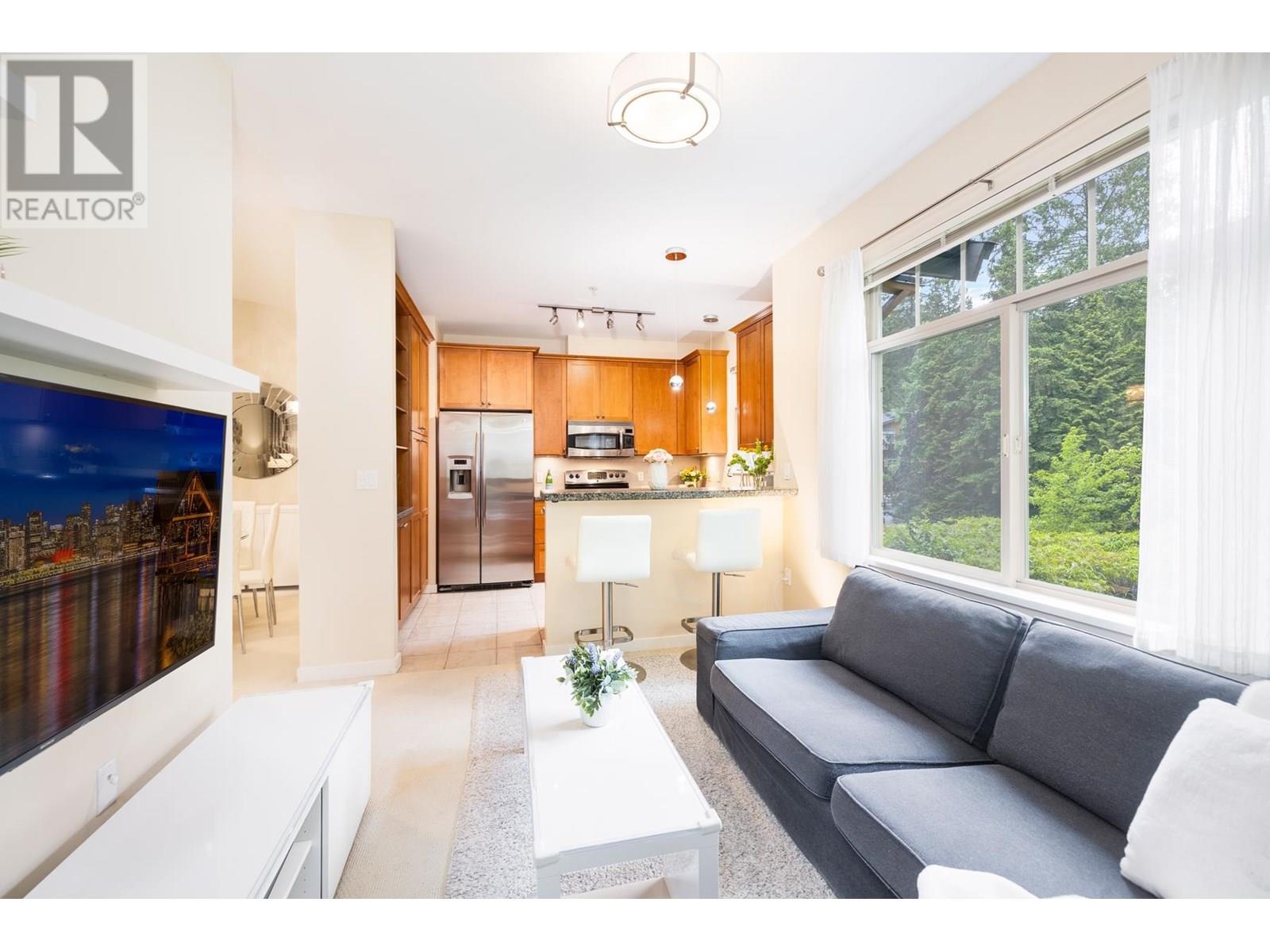 Photo 18 of 202 3125 Capilano Crescent, North Vancouver BC