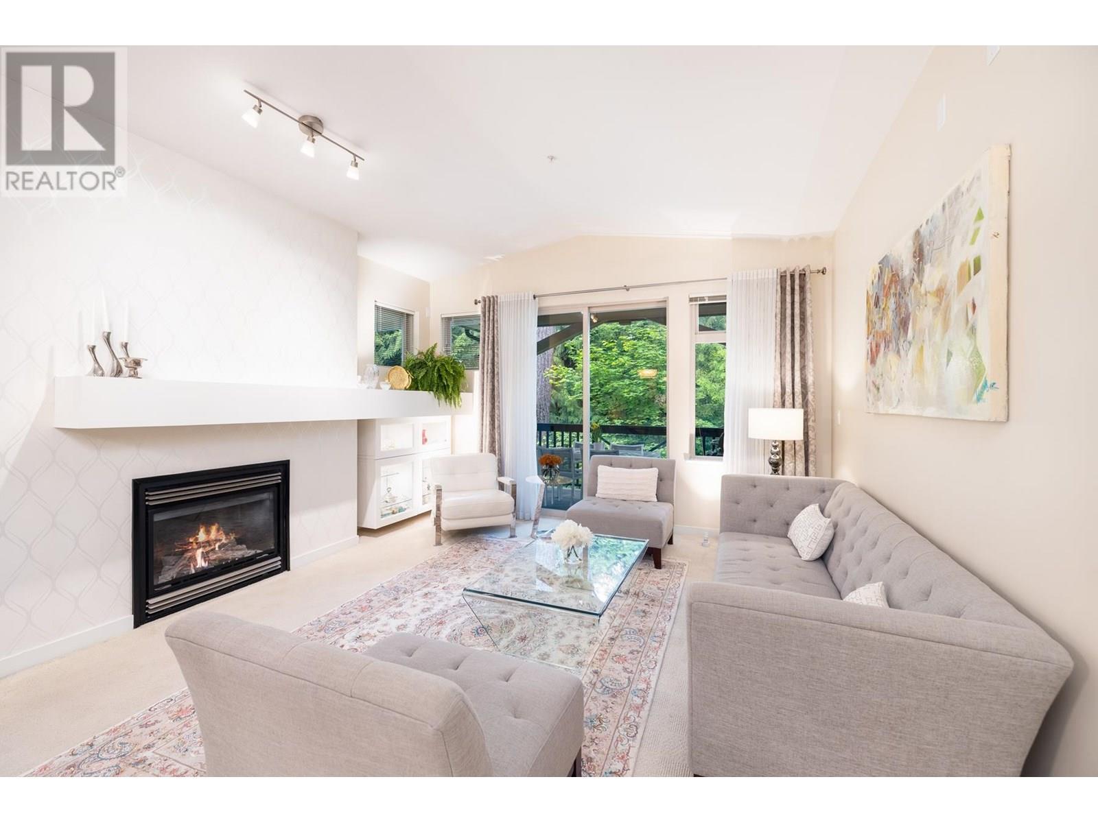 Photo 7 of 202 3125 Capilano Crescent, North Vancouver BC