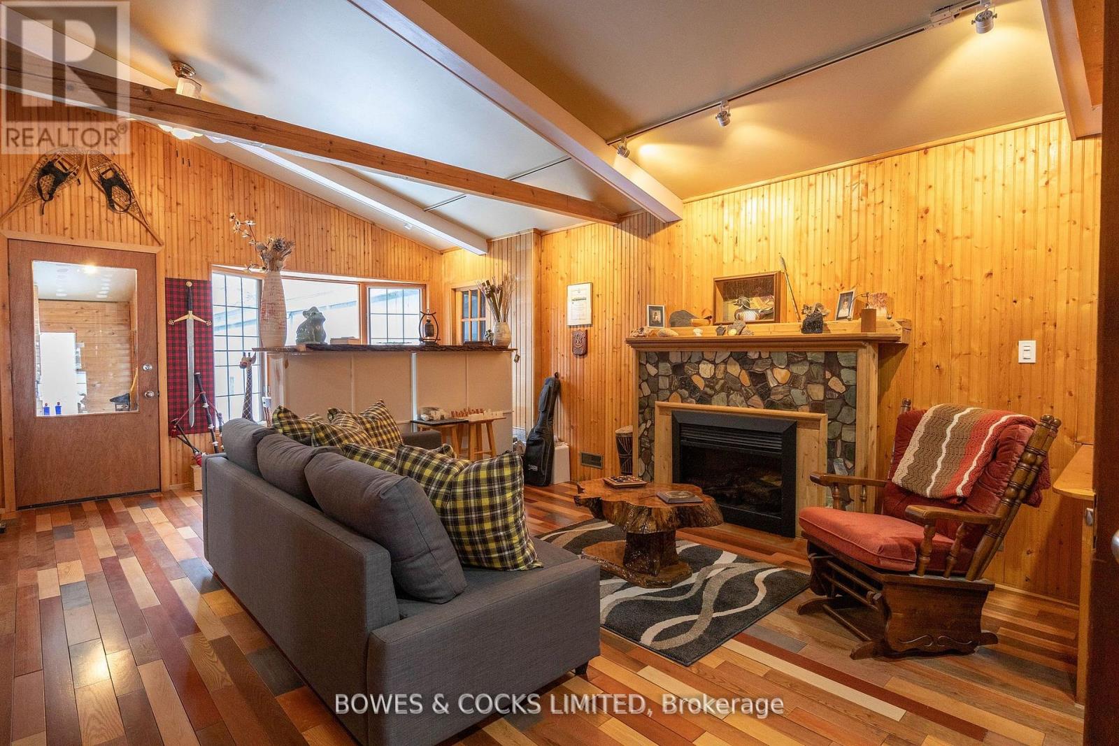 Photo 4 of 5490 Highway 620, Wollaston ON