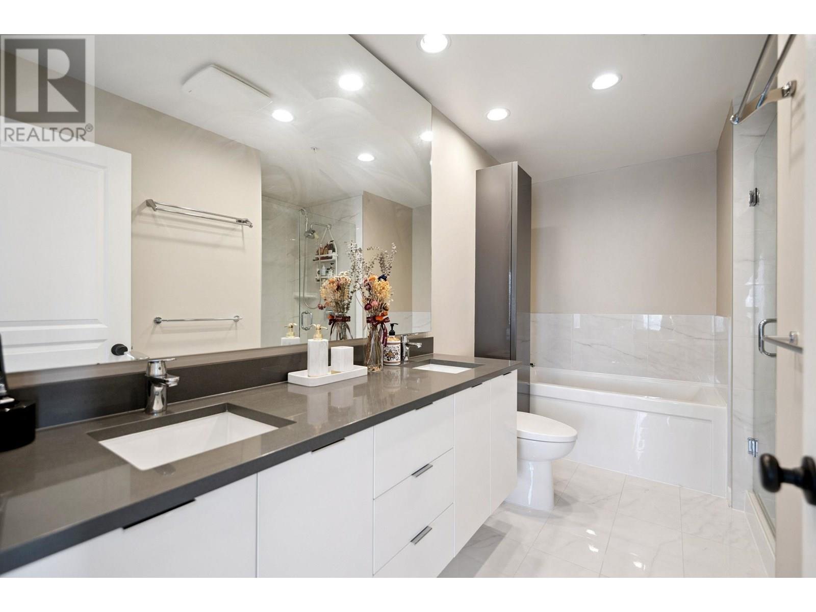 Photo 22 of 523 9311 Alexandra Road, Richmond BC