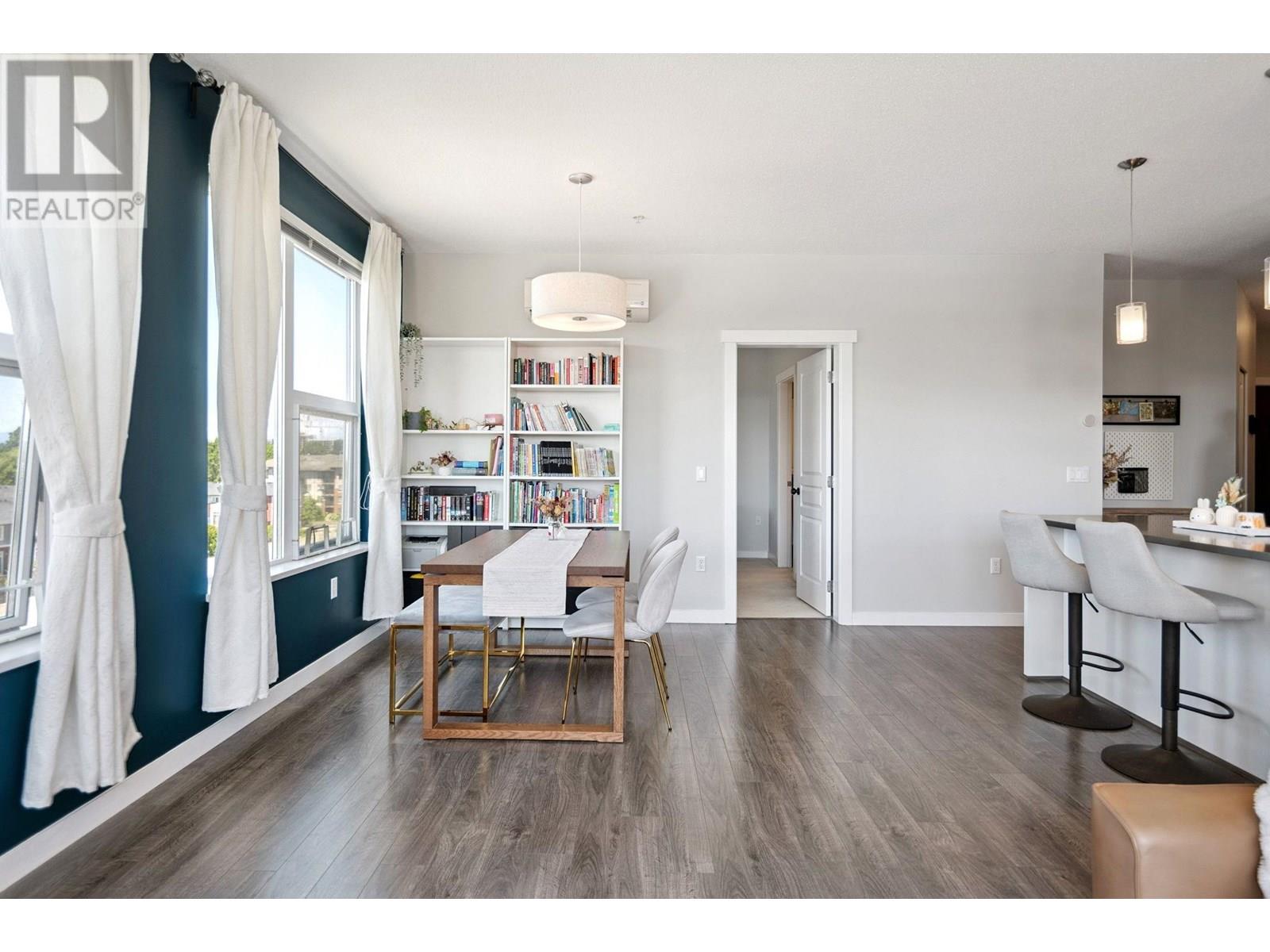 Photo 37 of 523 9311 Alexandra Road, Richmond BC
