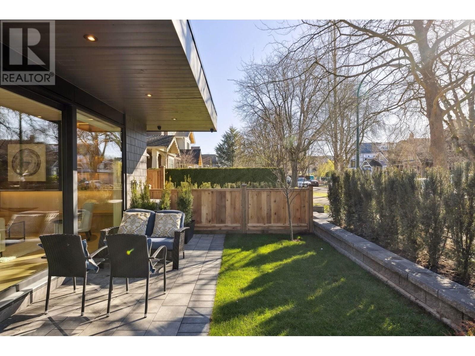 Photo 6 of 1 3081 West 14th Avenue, Vancouver BC