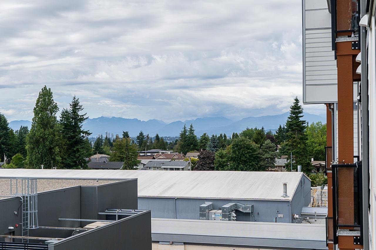 Photo 3 of 504 11501 84 Avenue, Delta BC