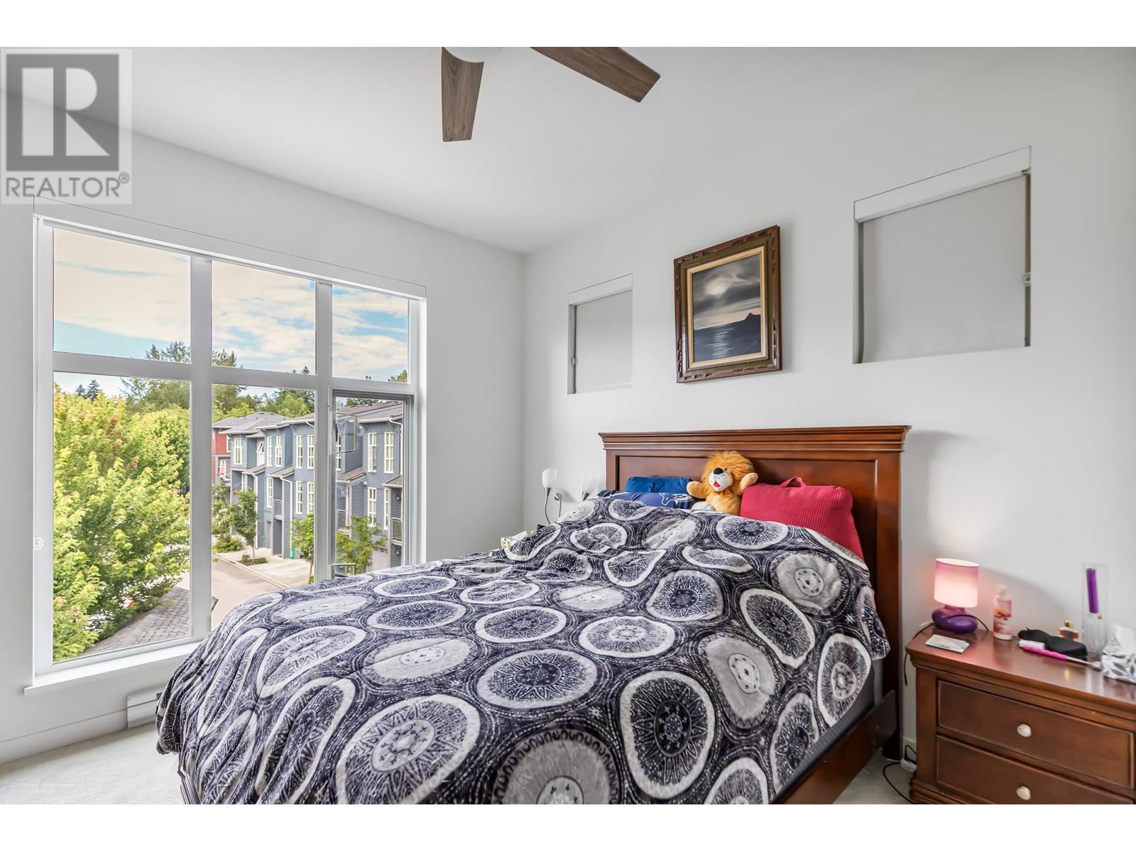 Photo 9 of 21 24076 112 Avenue, Maple Ridge BC