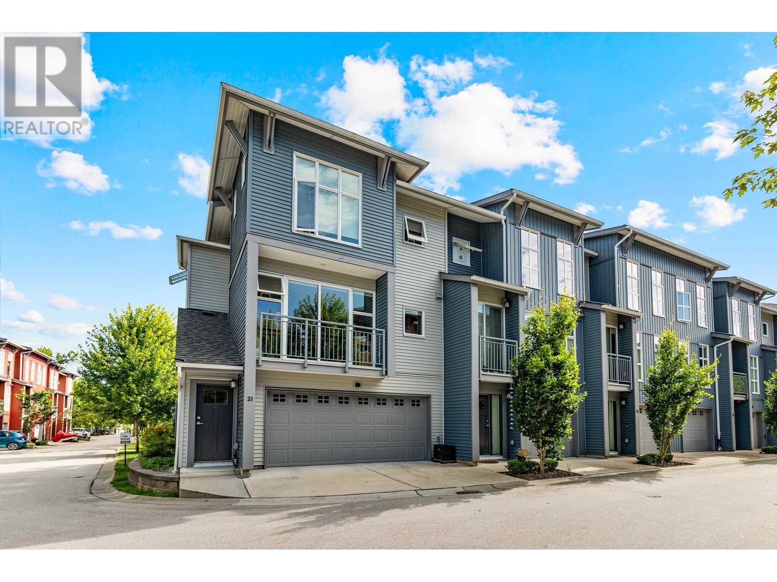 Photo 1 of 21 24076 112 Avenue, Maple Ridge BC