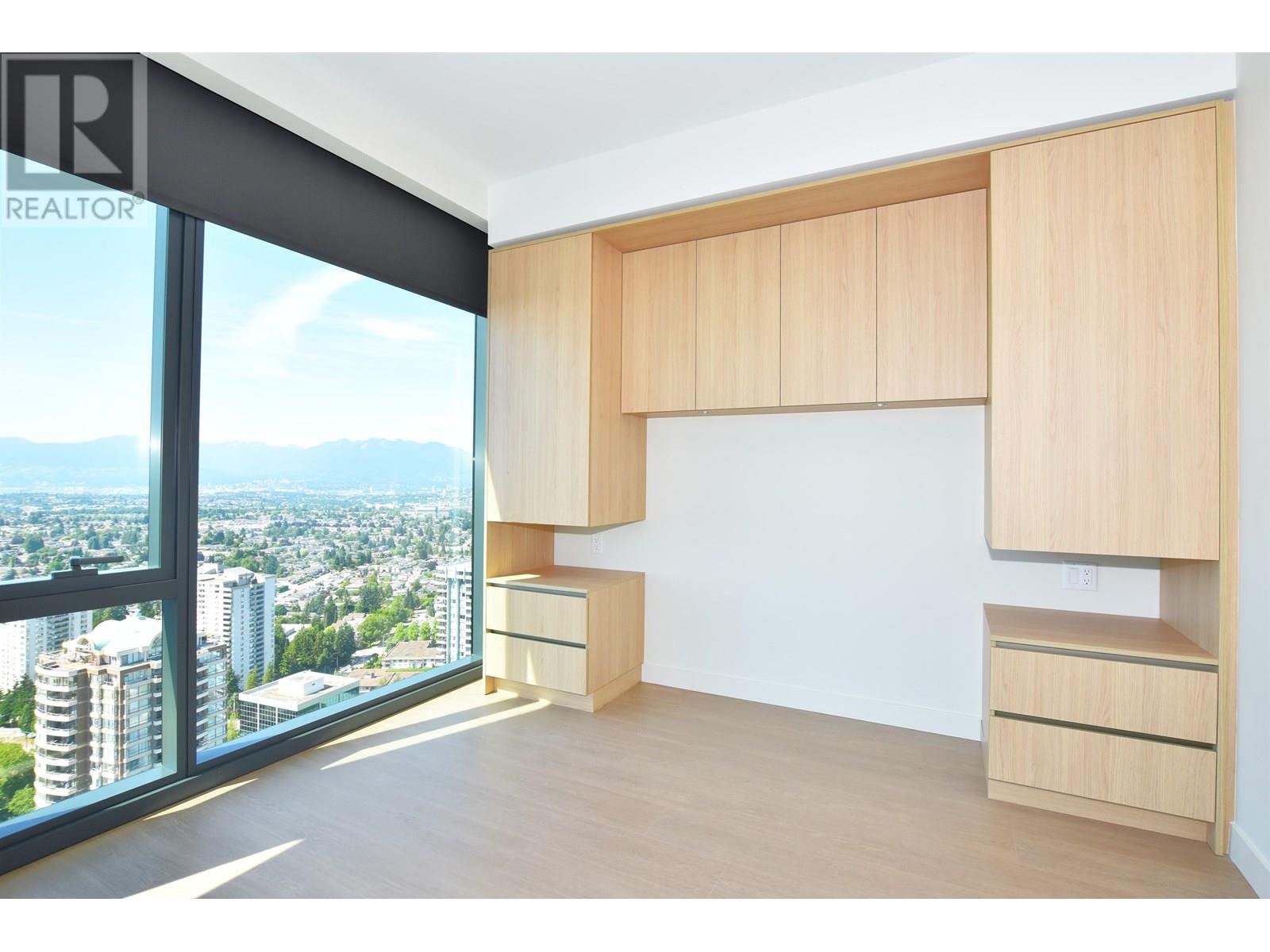 Photo 17 of 3204 5987 Wilson Avenue, Burnaby BC