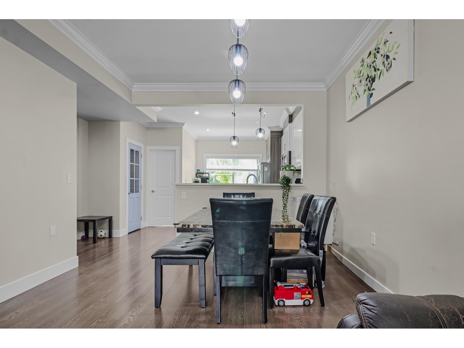 Photo 17 of 25 19097 64 Avenue, Surrey BC
