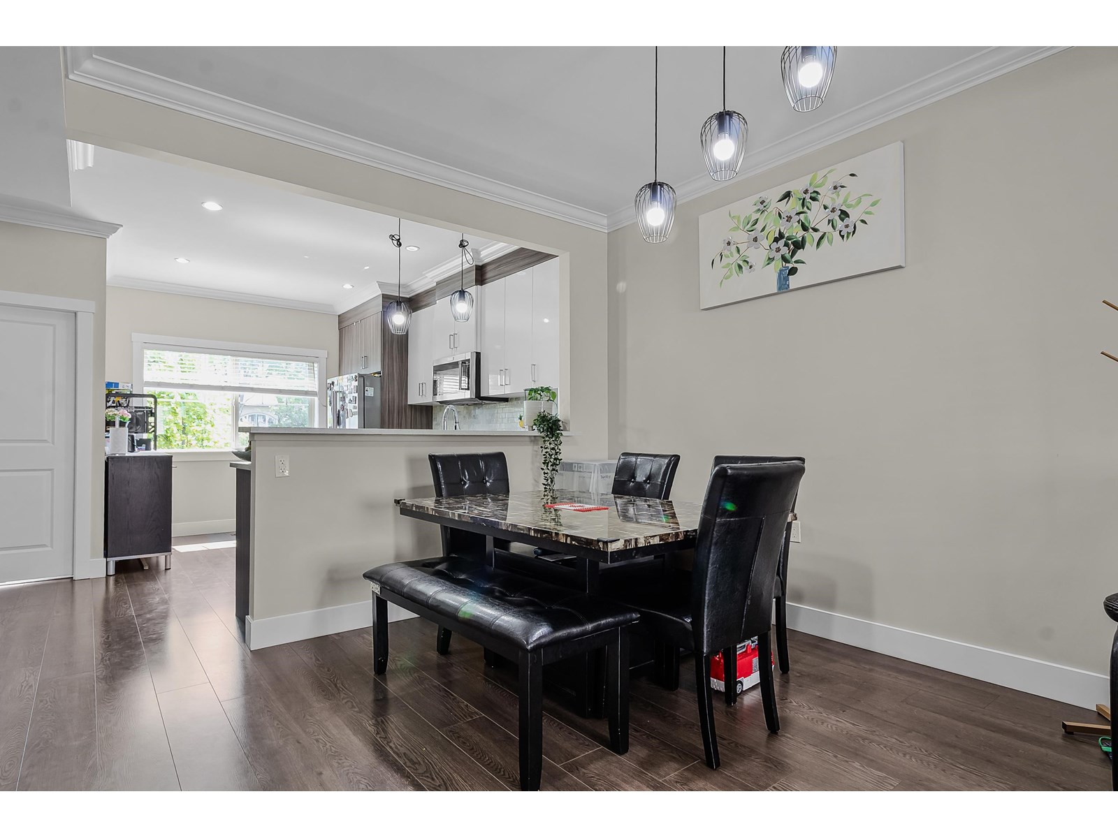 Photo 10 of 25 19097 64 Avenue, Surrey BC