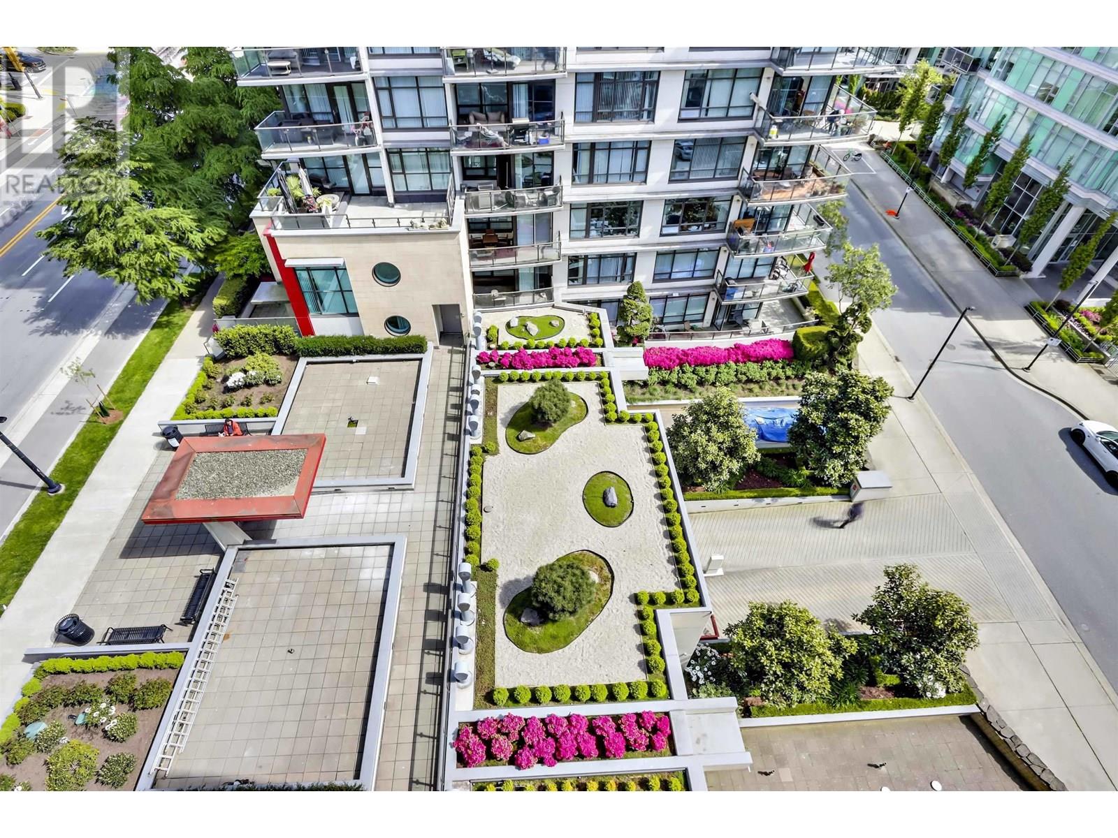 507 162 VICTORY SHIP WAY, North Vancouver