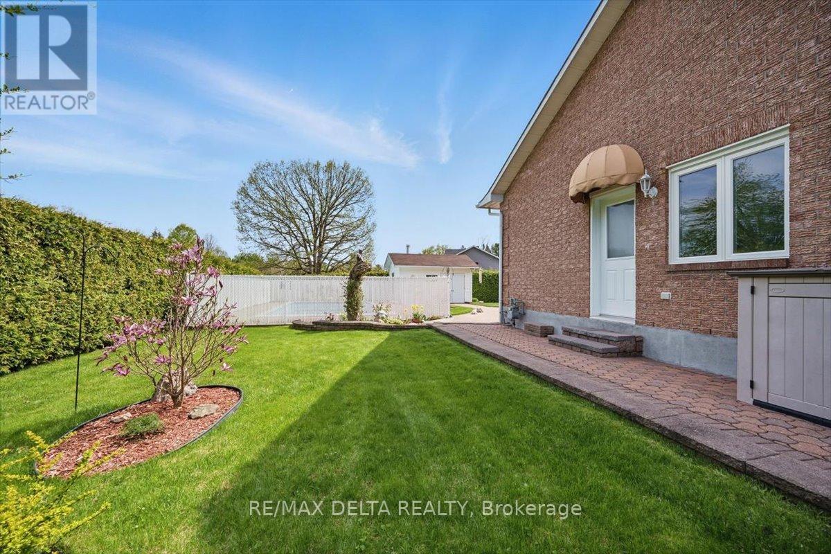 Photo 37 of 1800 Tucker Road, Clarencerockland ON