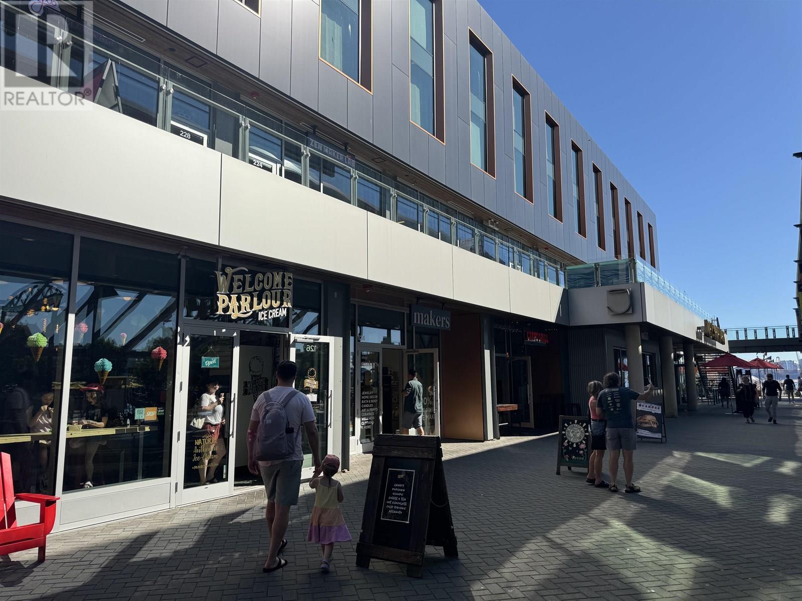 507 162 VICTORY SHIP WAY, North Vancouver