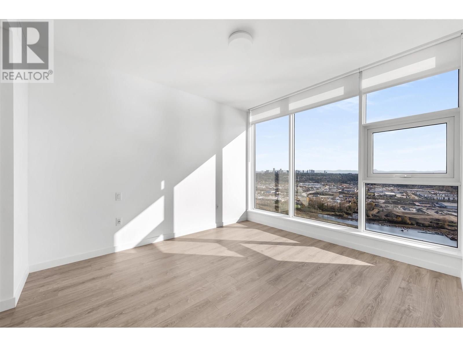 4008 680 QUAYSIDE DRIVE, New Westminster