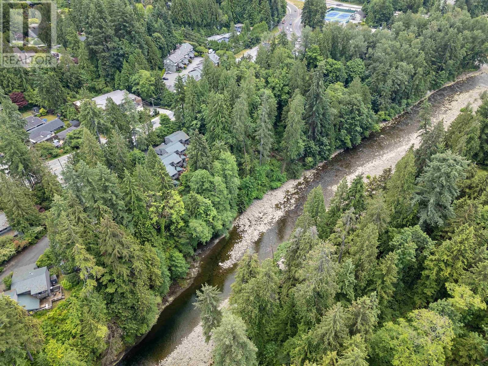Photo 2 of 2873 Capilano Road, North Vancouver BC
