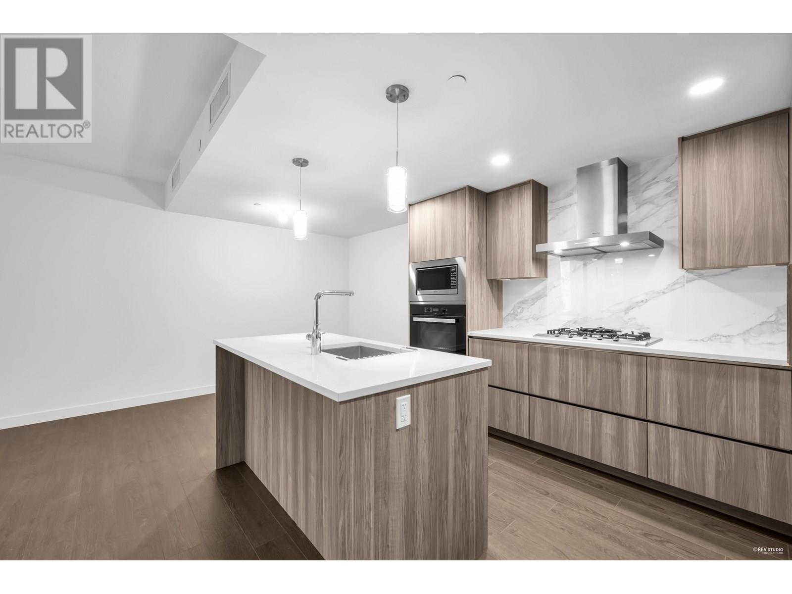 Photo 6 of 416 8611 Hazelbridge Way, Richmond BC