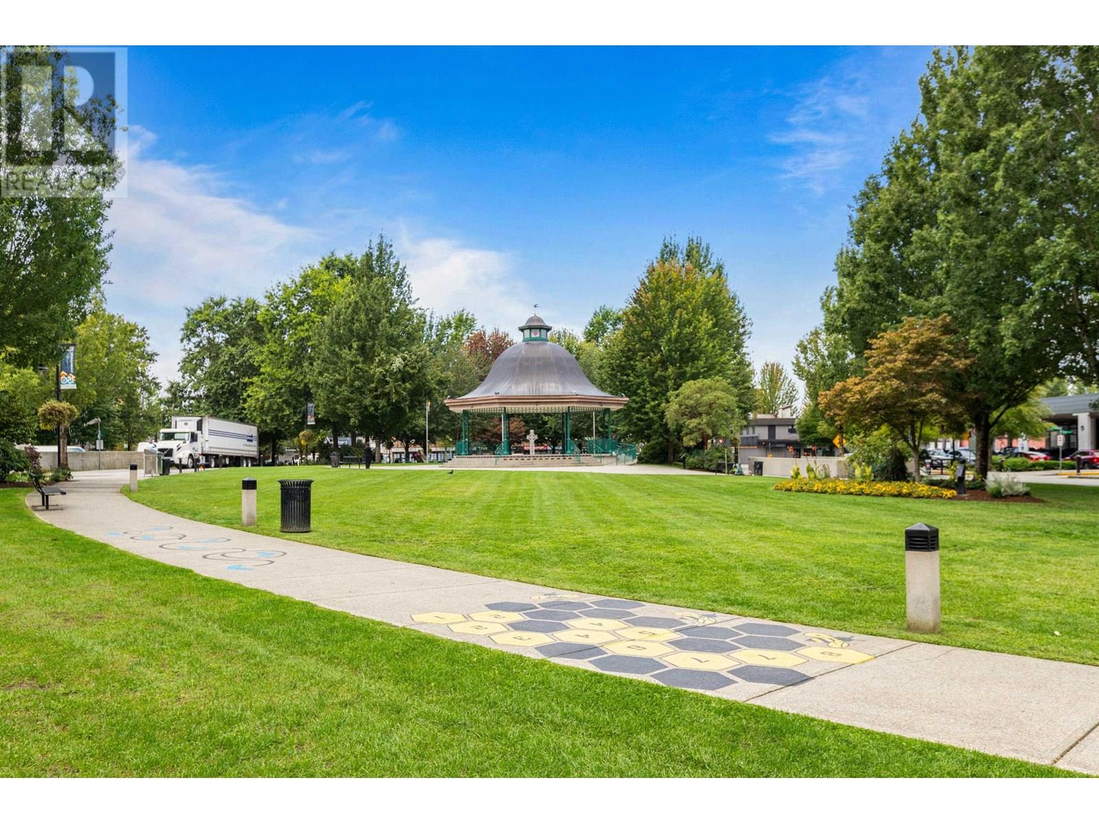 Photo 27 of 107 12096 222 Street, Maple Ridge BC
