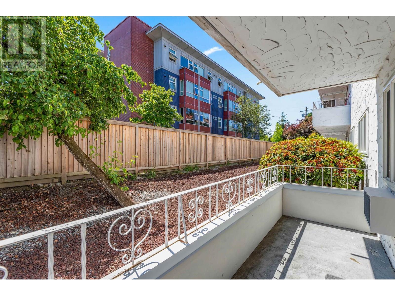 Photo 20 of 107 12096 222 Street, Maple Ridge BC
