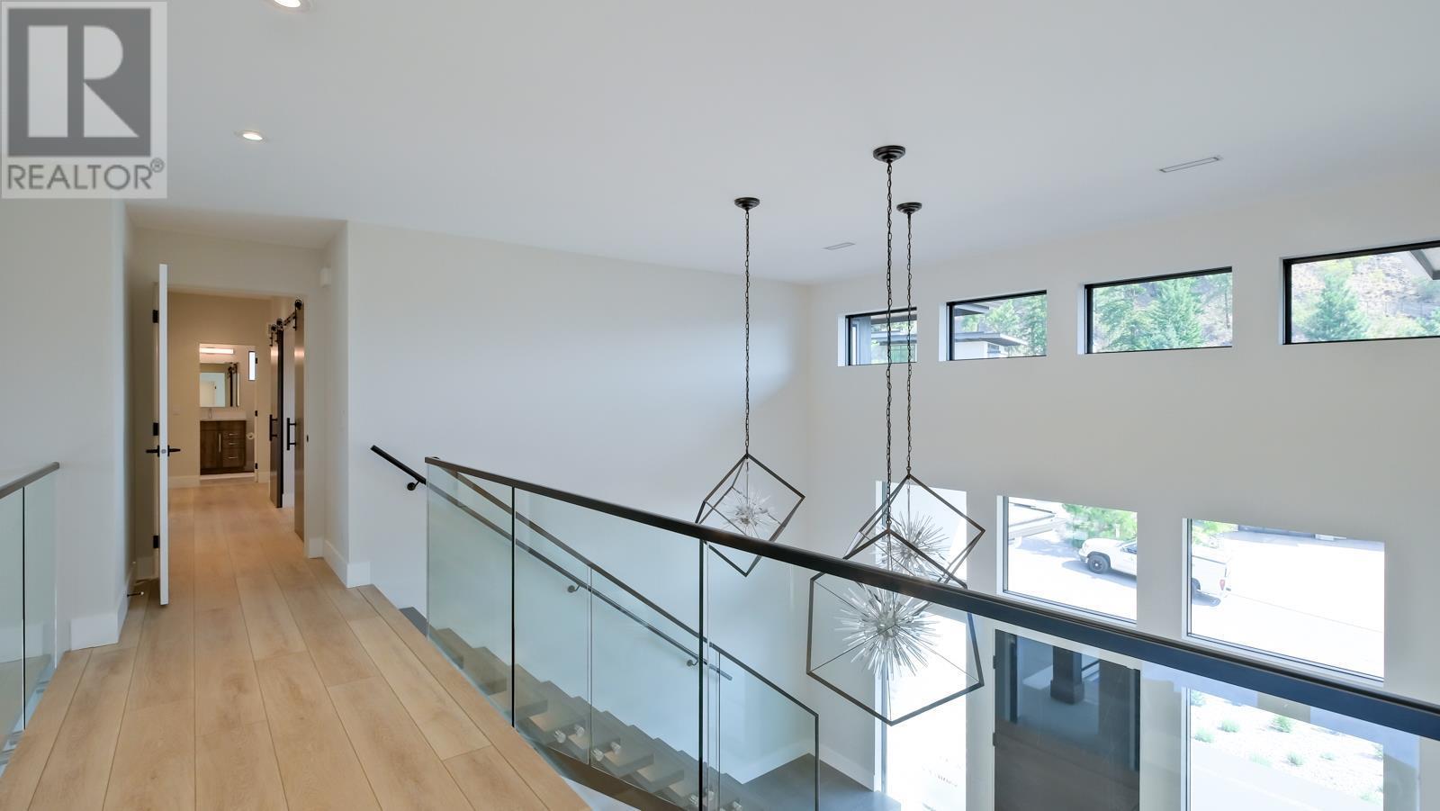  740 Pinehaven Court, Kelowna
