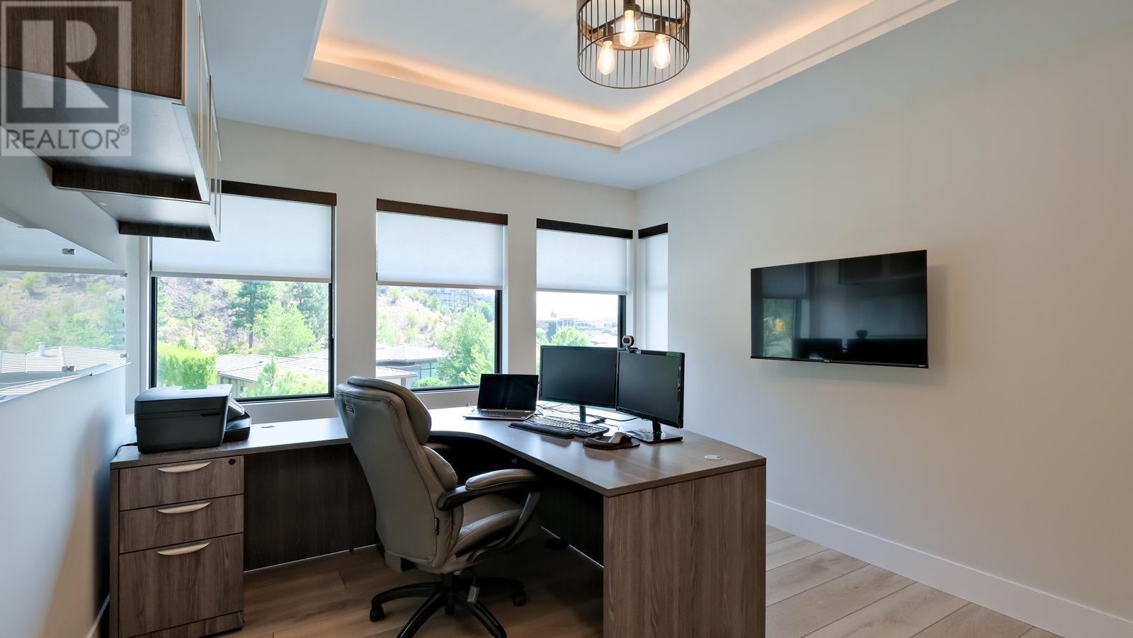  740 Pinehaven Court, Kelowna