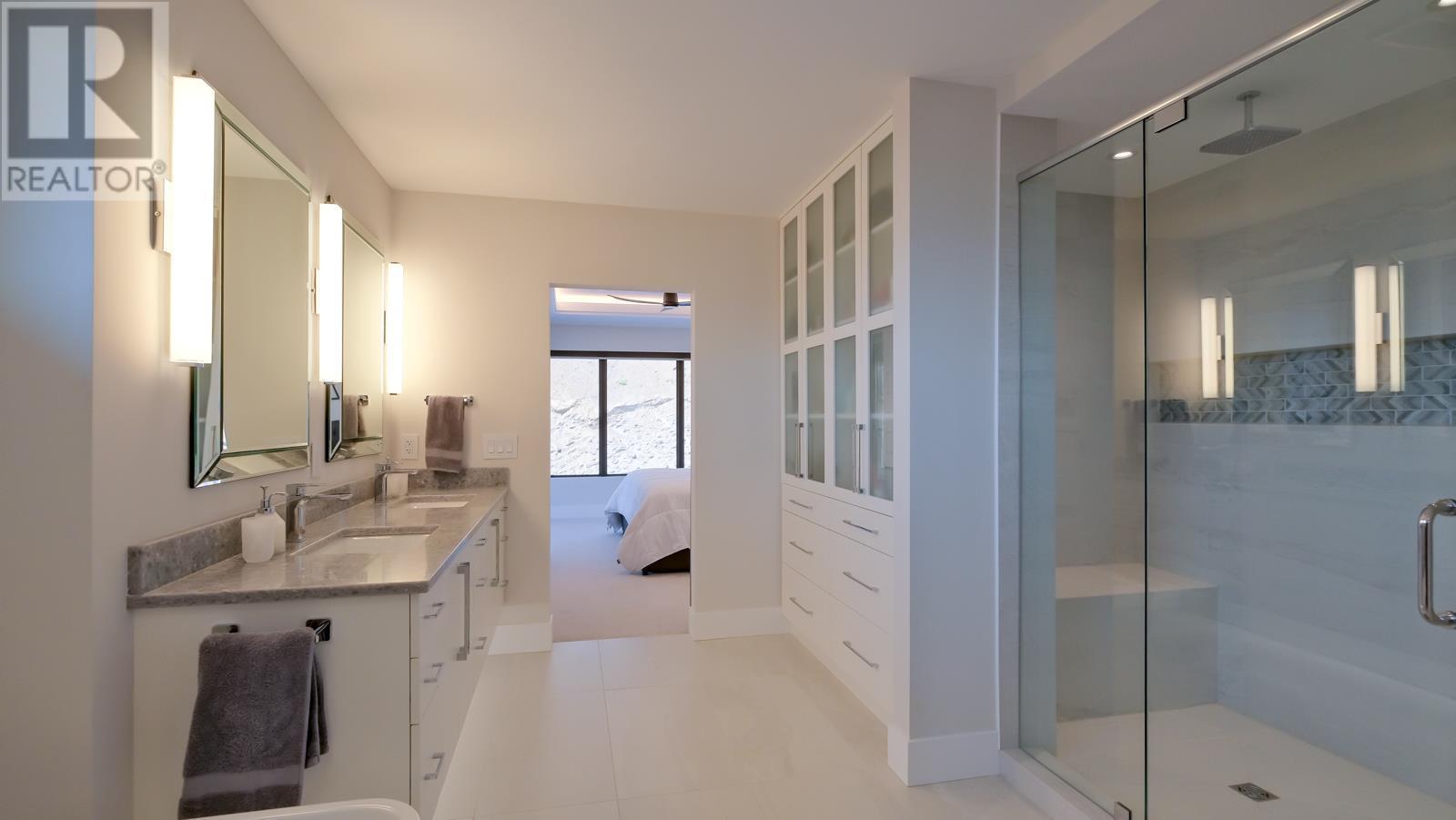  740 Pinehaven Court, Kelowna