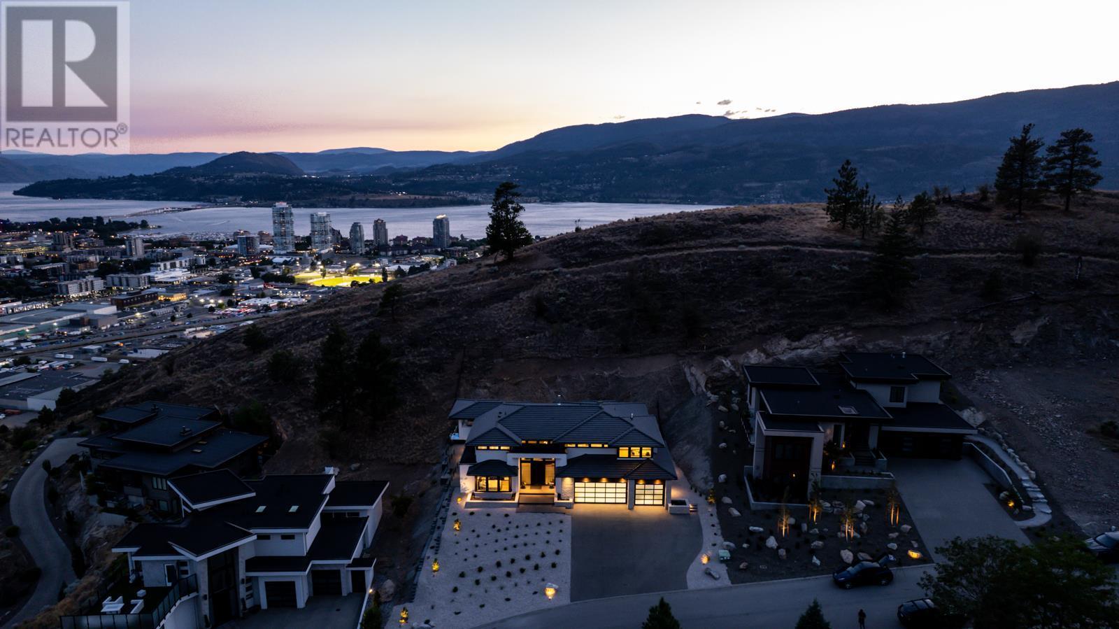  740 Pinehaven Court, Kelowna