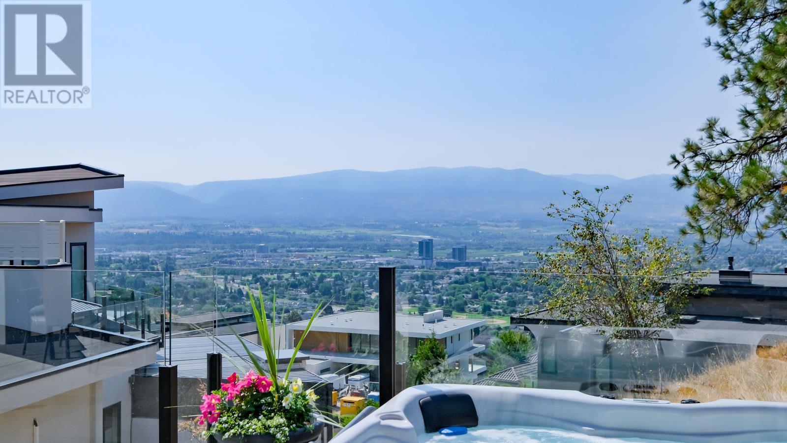  740 Pinehaven Court, Kelowna