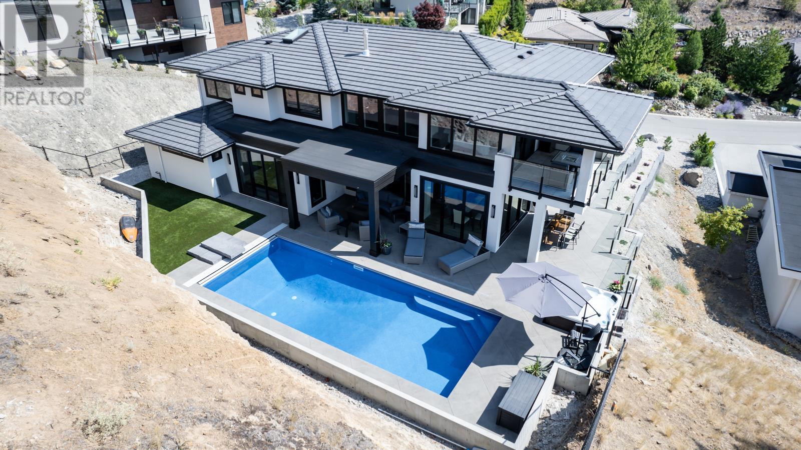  740 Pinehaven Court, Kelowna