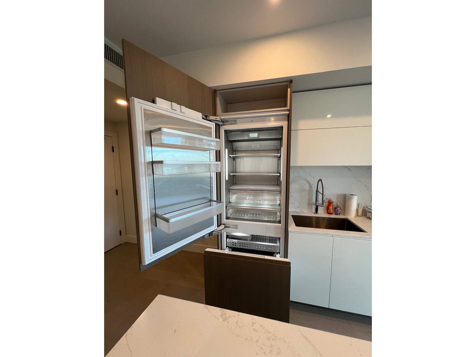 406 1342 JOHNSTON ROAD, White Rock