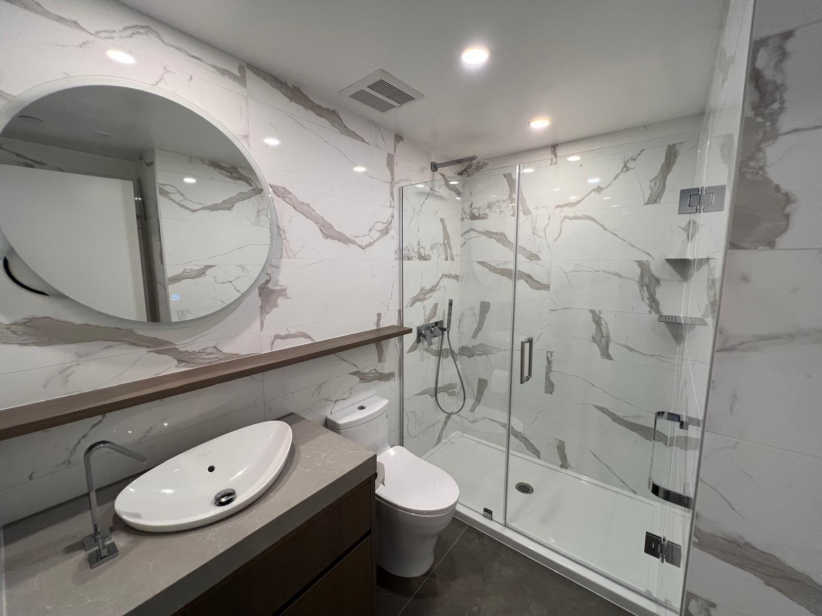 406 1342 JOHNSTON ROAD, White Rock