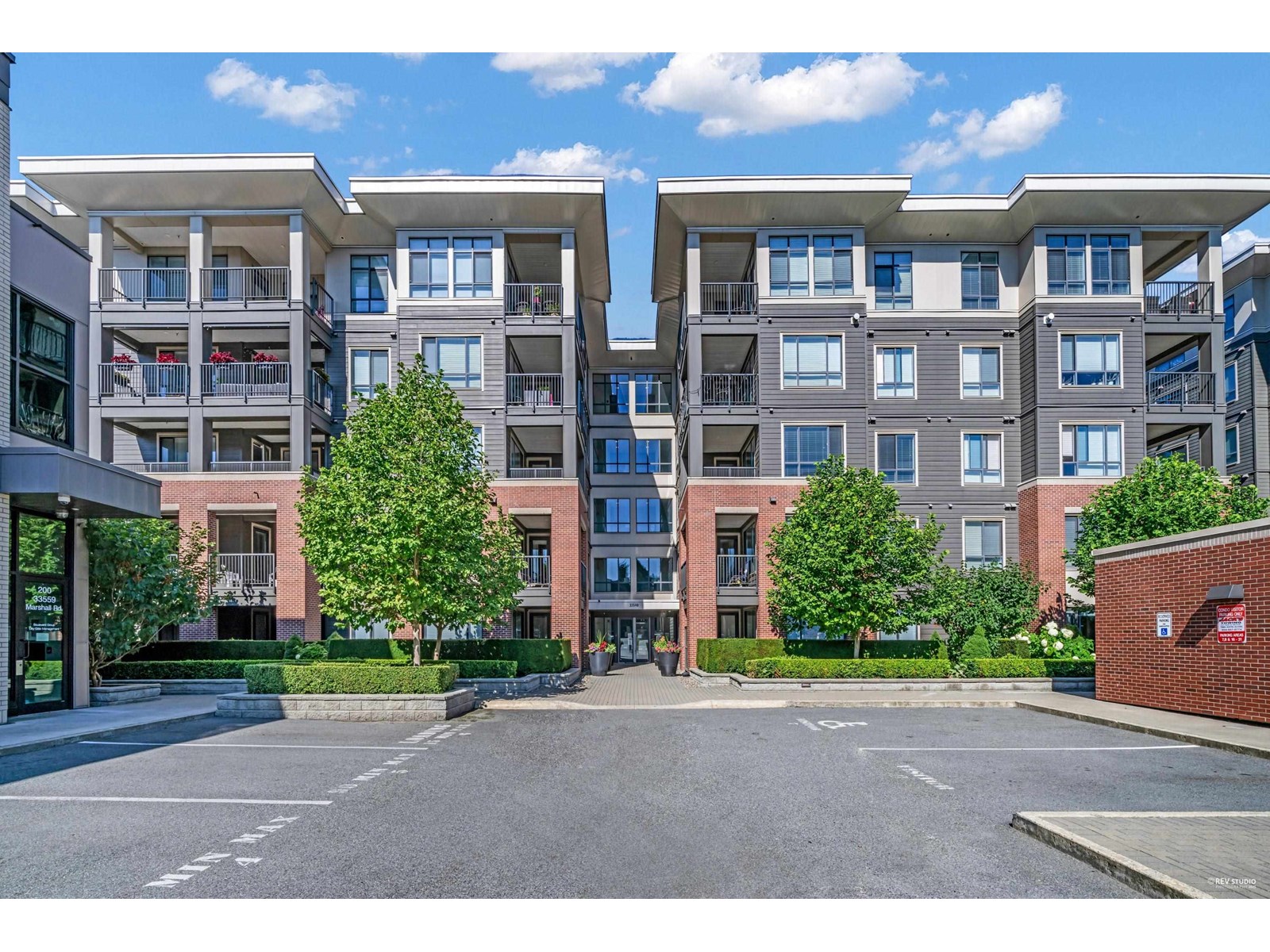 102 33540 MAYFAIR AVENUE, Abbotsford