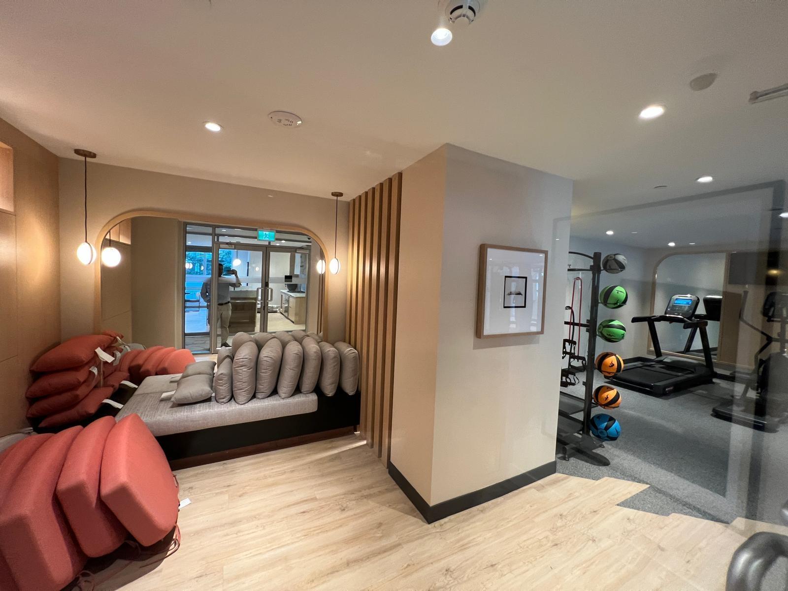 406 1342 JOHNSTON ROAD, White Rock