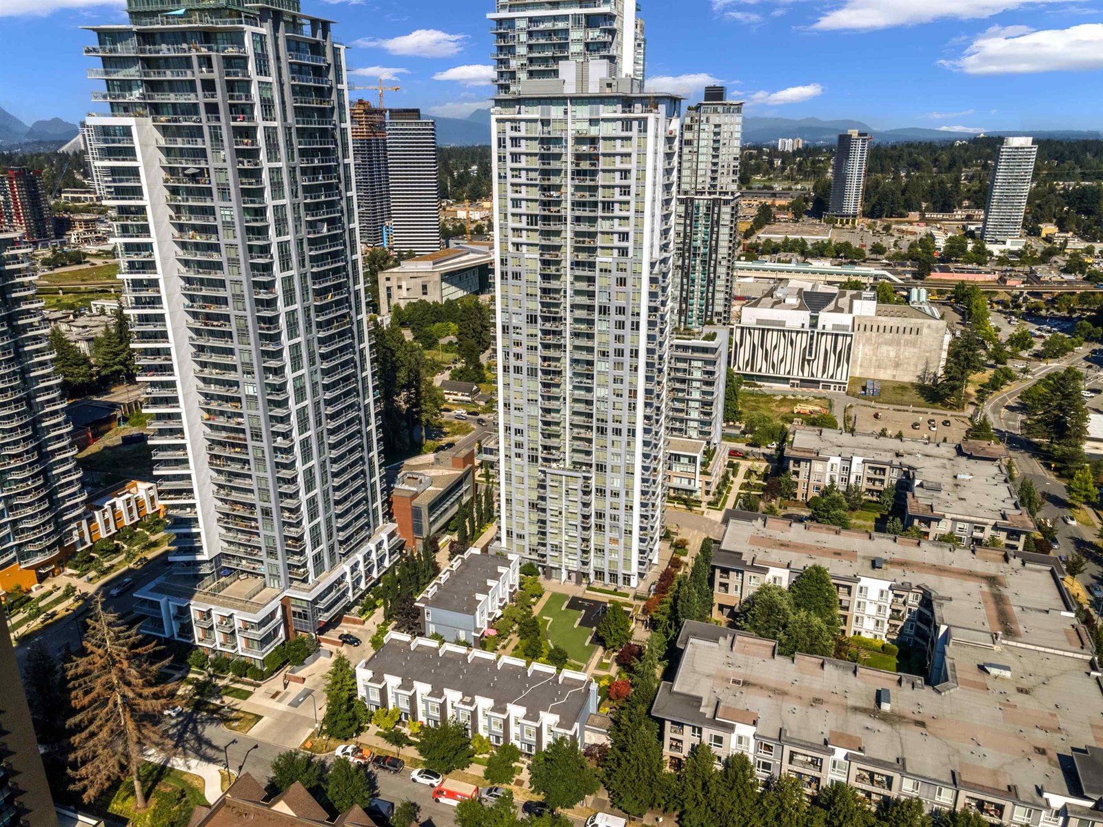 Photo 23 of 2703 13325 102 A Avenue, Surrey BC