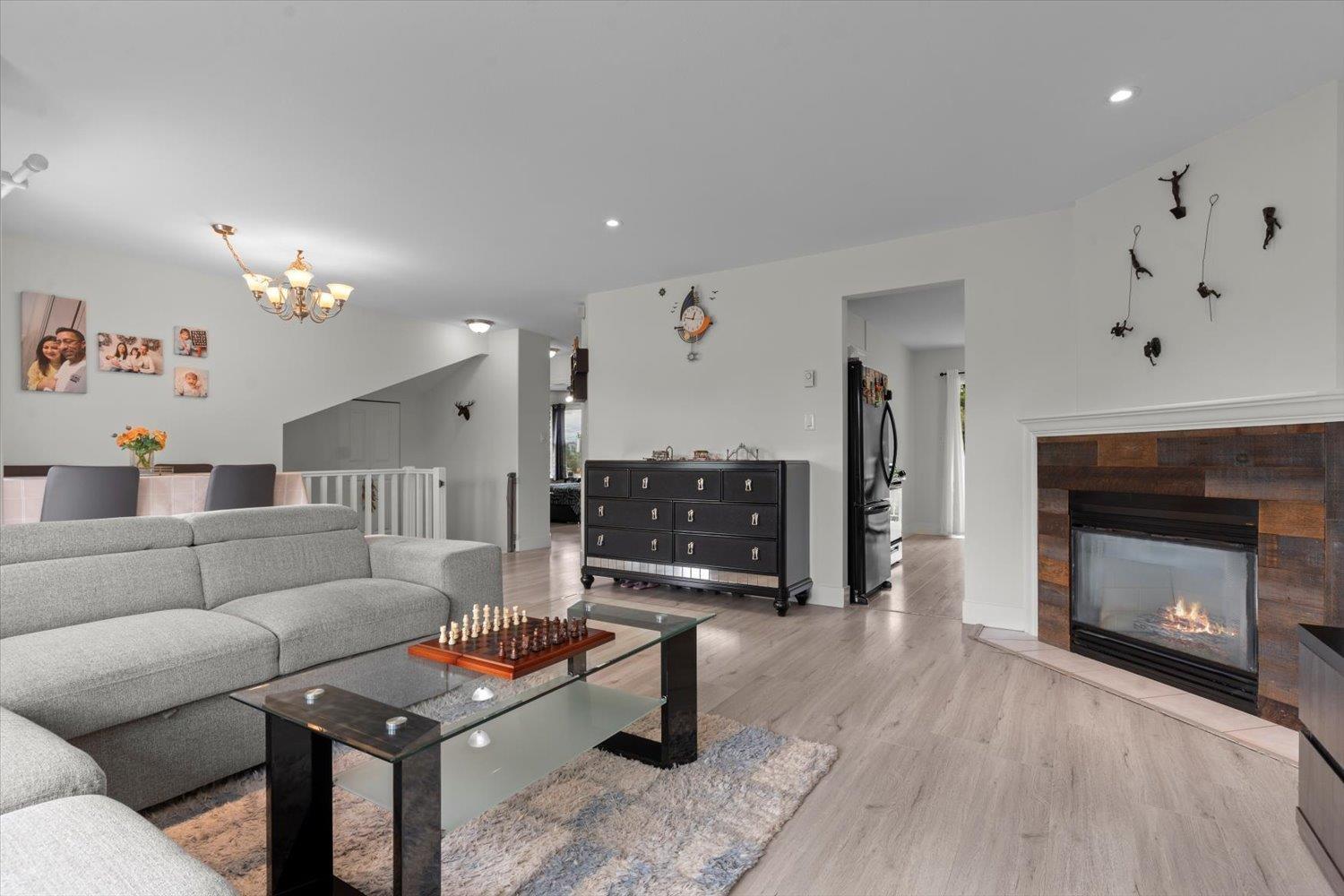 Photo 4 of 53 34332 Maclure Road, Abbotsford BC