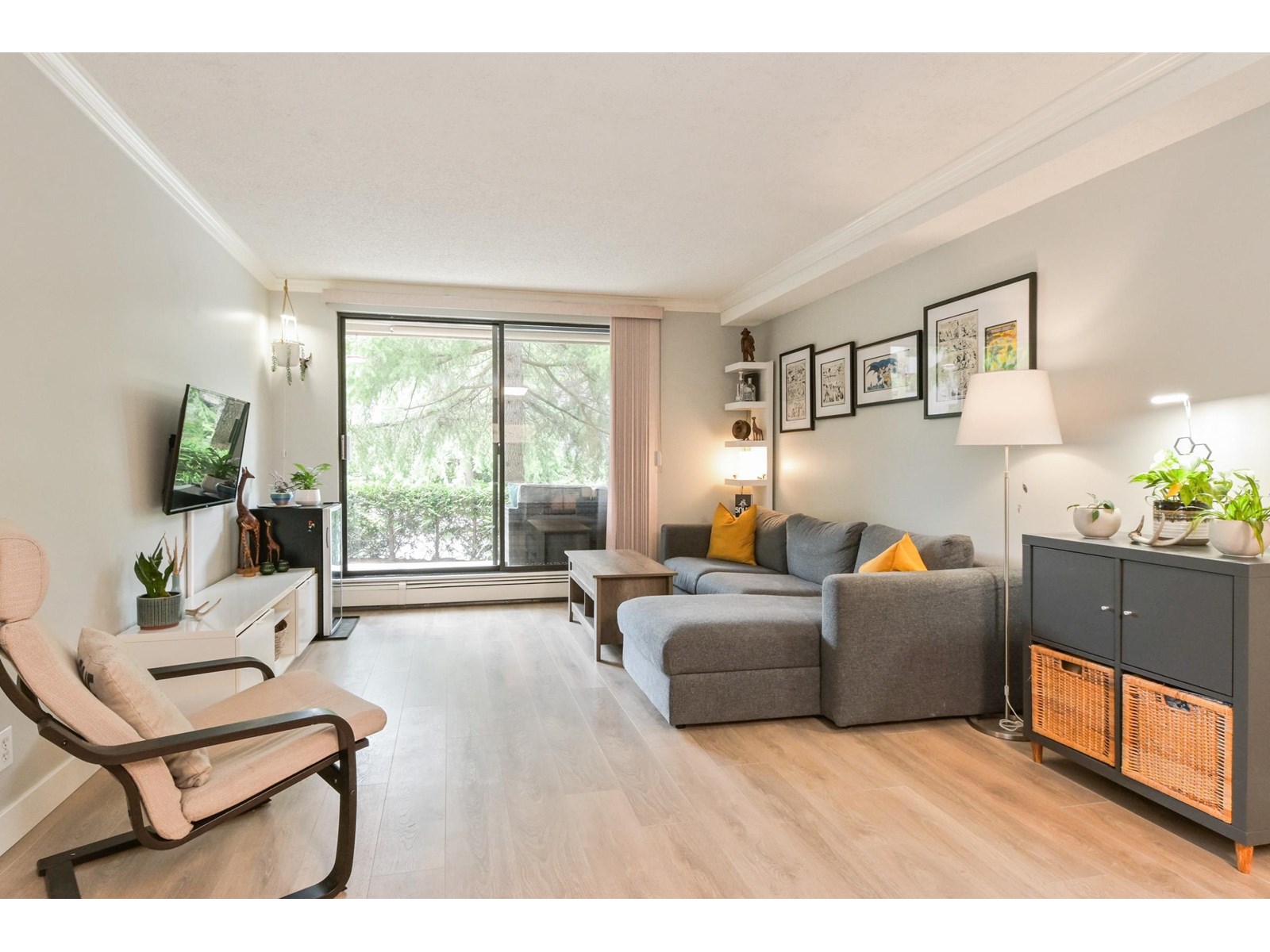 Photo 10 of 115 1760 Southmere Crescent, Surrey BC