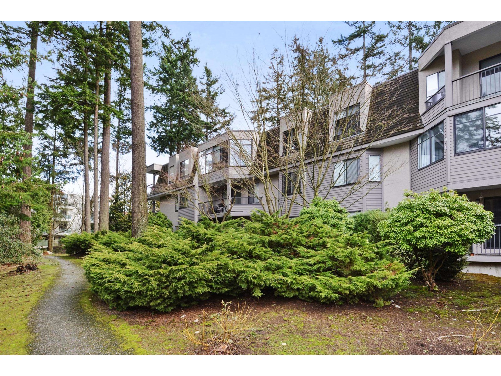 Photo 27 of 115 1760 Southmere Crescent, Surrey BC