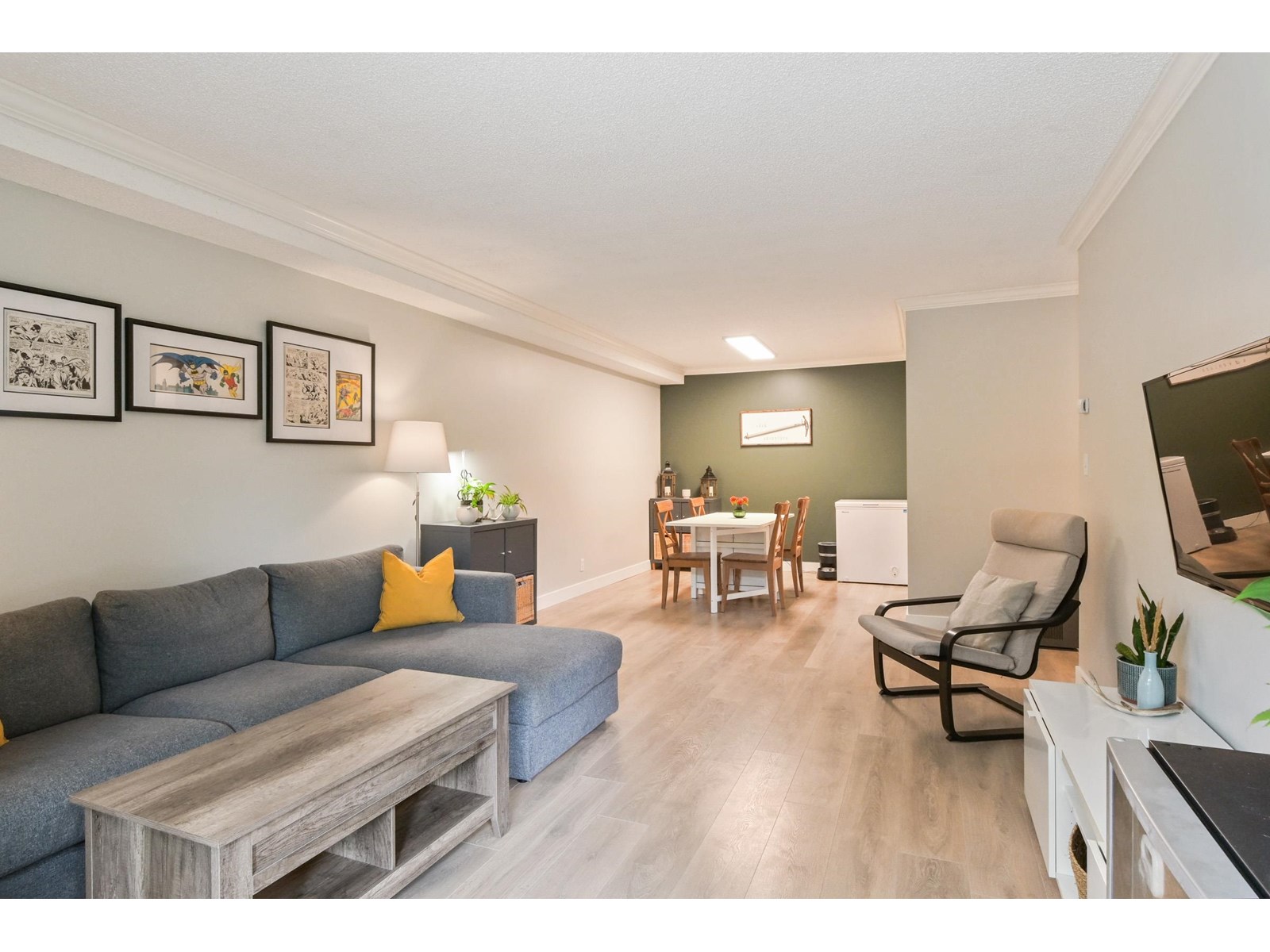 Photo 8 of 115 1760 Southmere Crescent, Surrey BC
