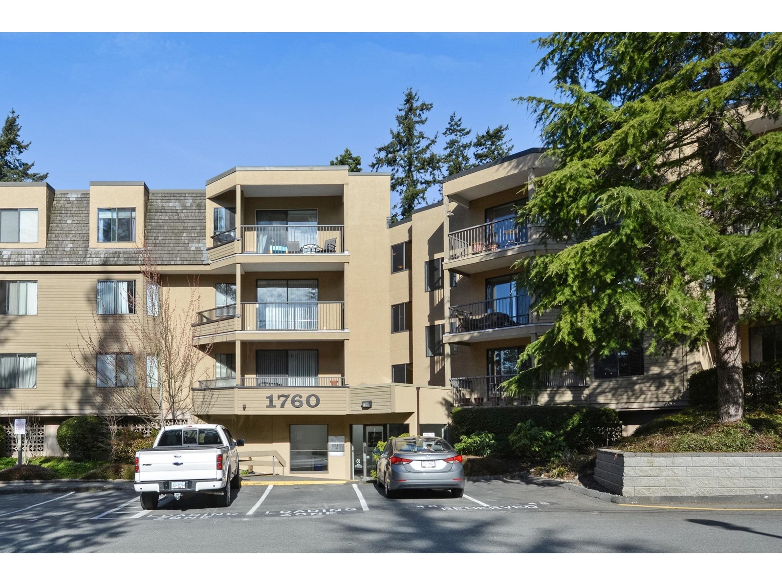 Photo 25 of 115 1760 Southmere Crescent, Surrey BC