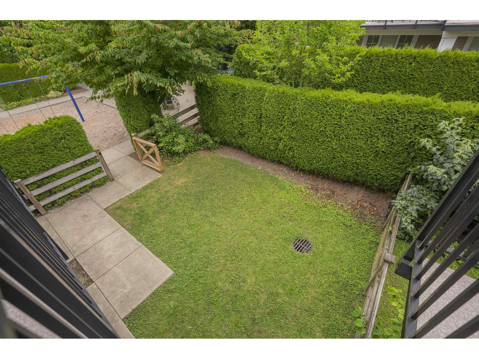 Photo 23 of 39 2450 161 A Street, Surrey BC