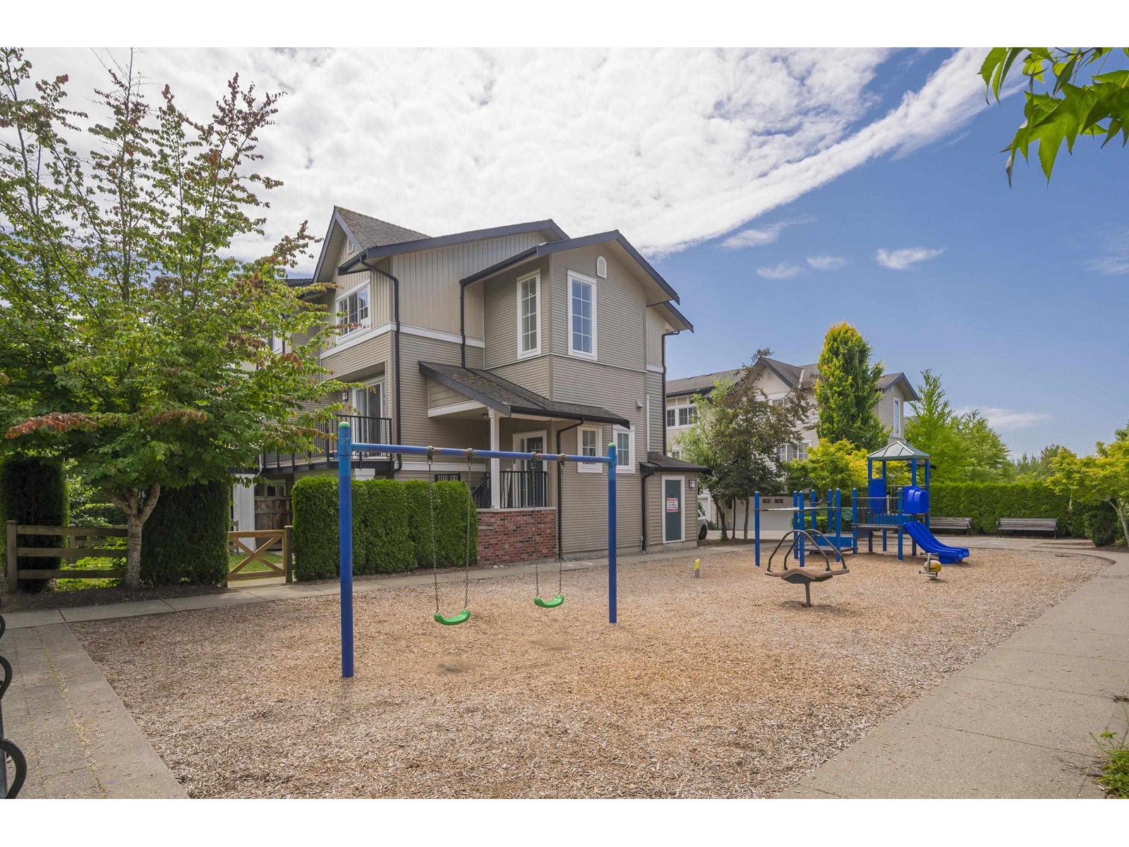 Photo 4 of 39 2450 161 A Street, Surrey BC