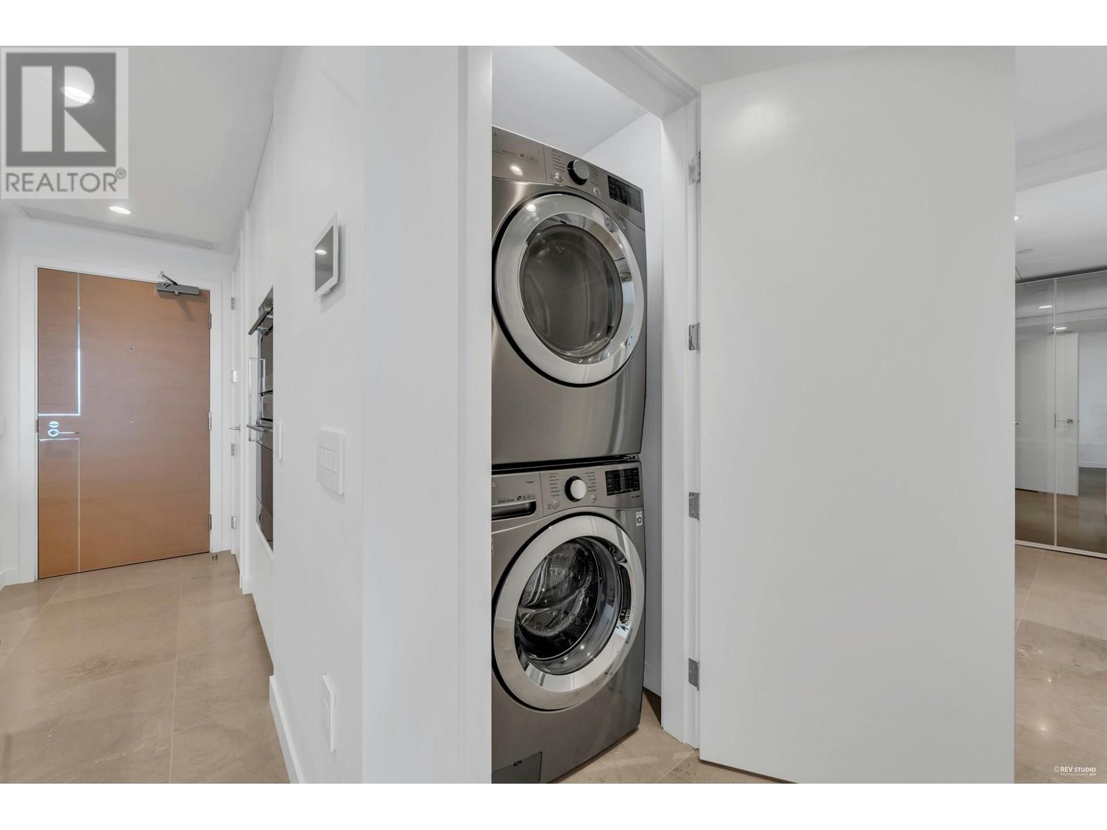 Photo 3 of 2103 885 Cambie Street, Vancouver BC