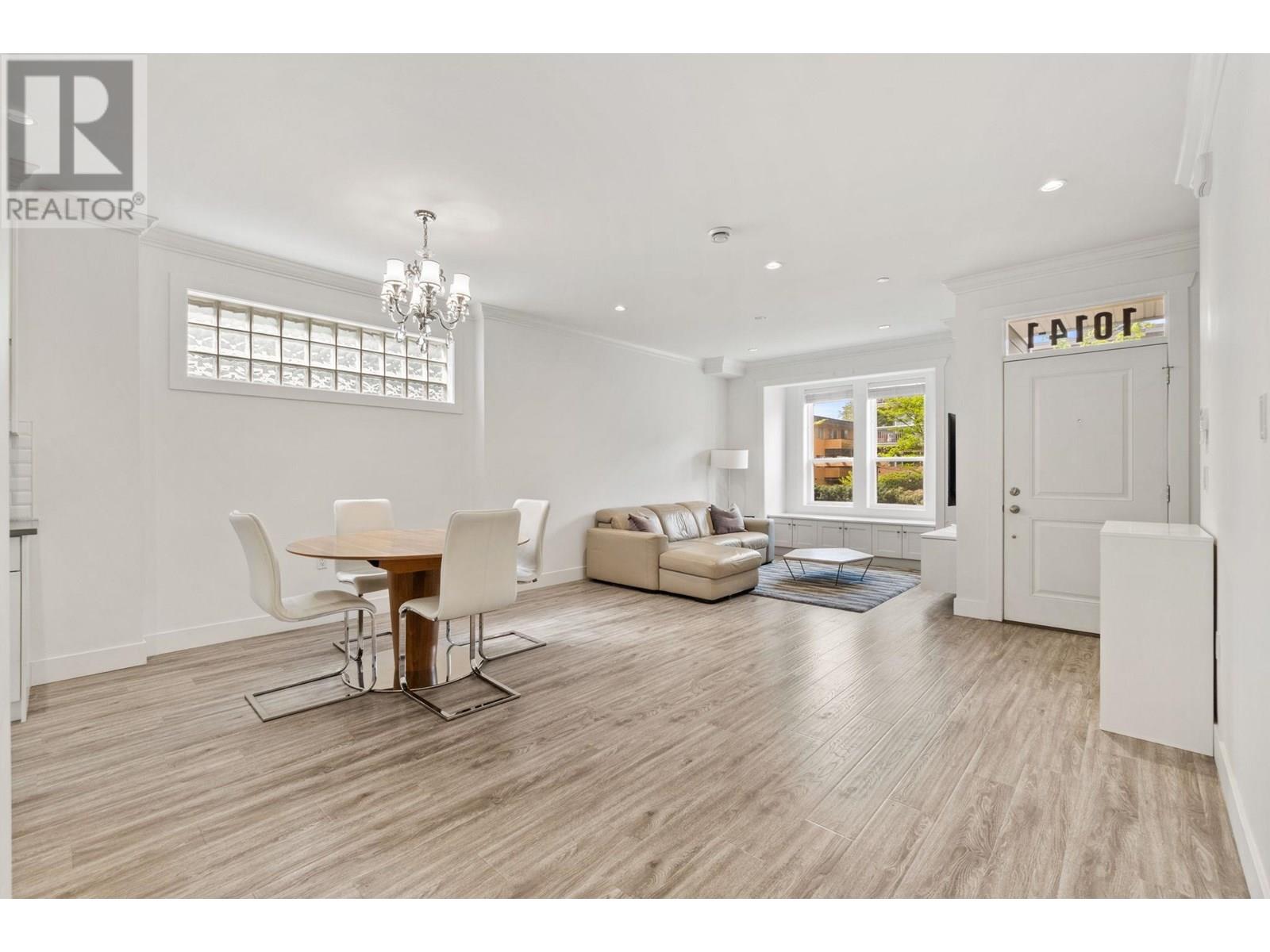 Photo 2 of 1 1014 Fourth Avenue, New Westminster BC