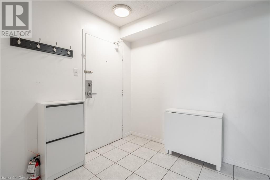 Photo 10 of 30 Summit Avenue Unit 507, Hamilton ON
