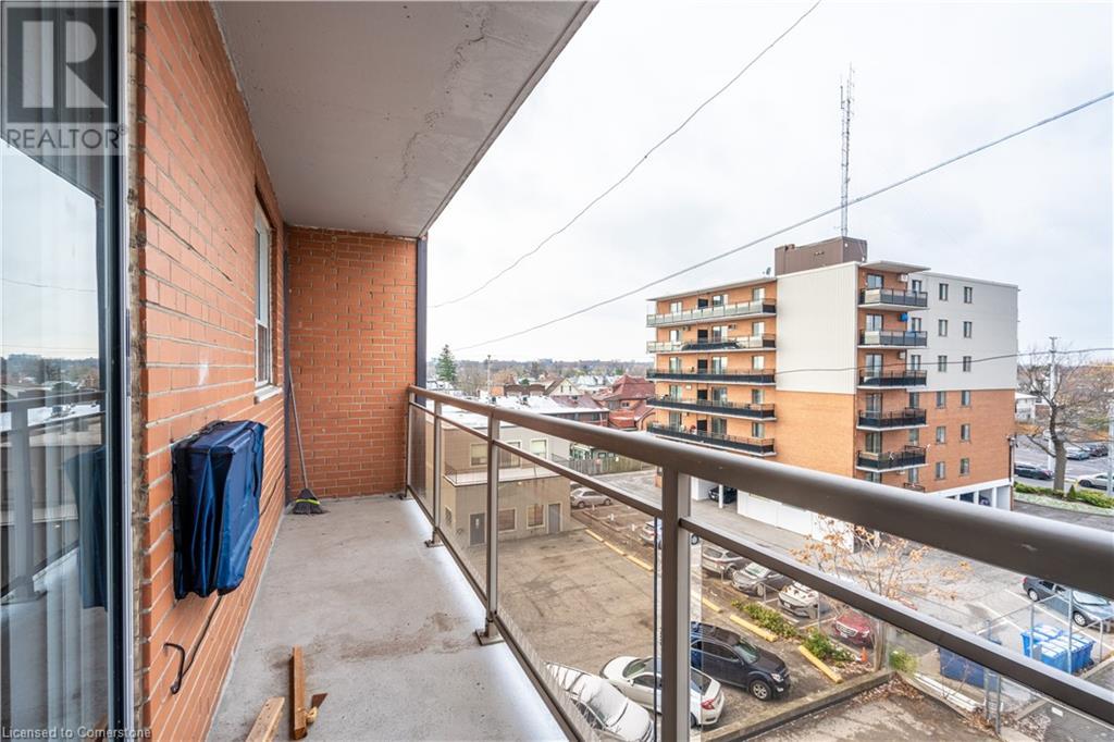 Photo 21 of 30 Summit Avenue Unit 507, Hamilton ON