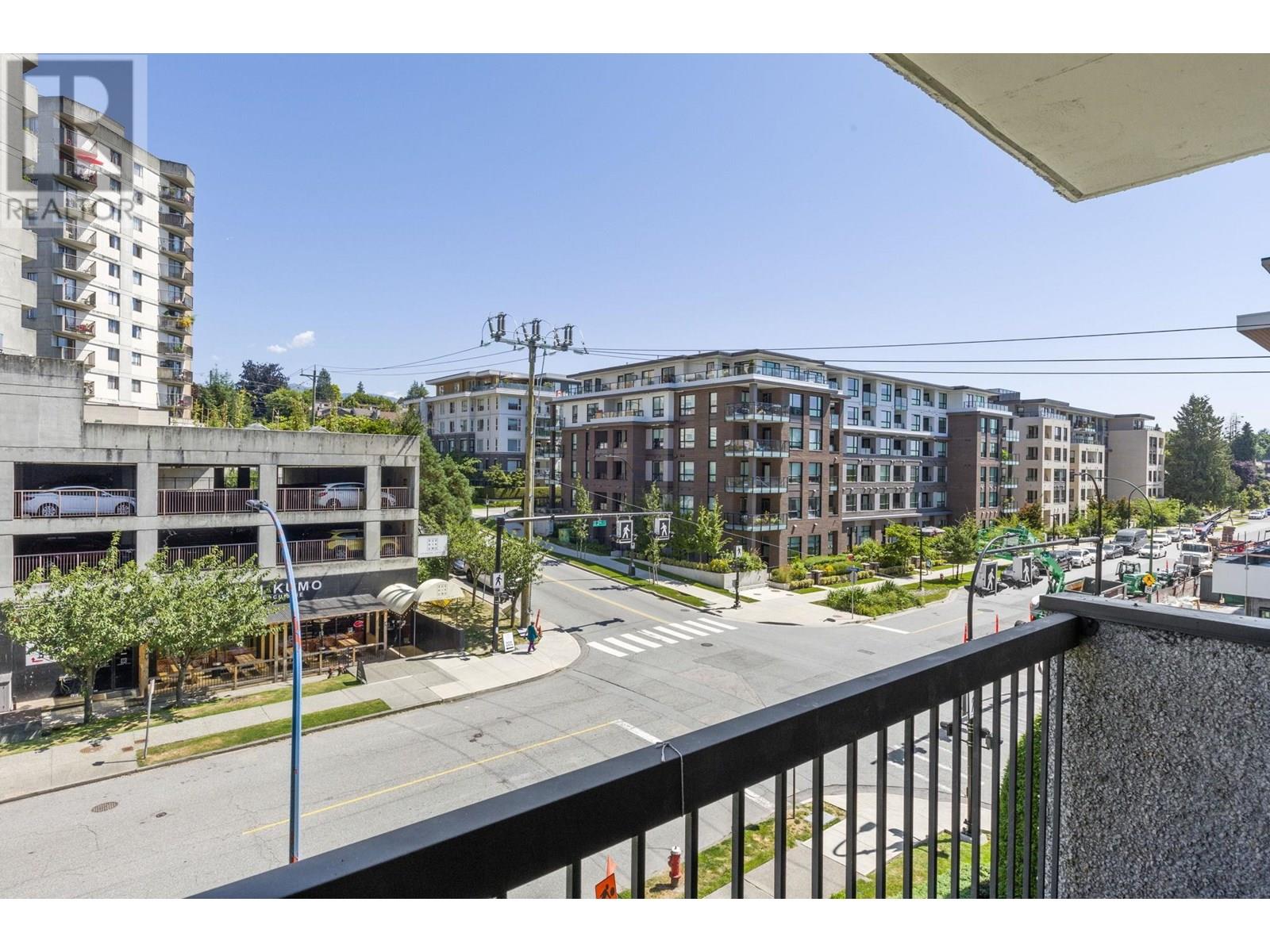Photo 9 of 405 145 St Georges Avenue, North Vancouver BC