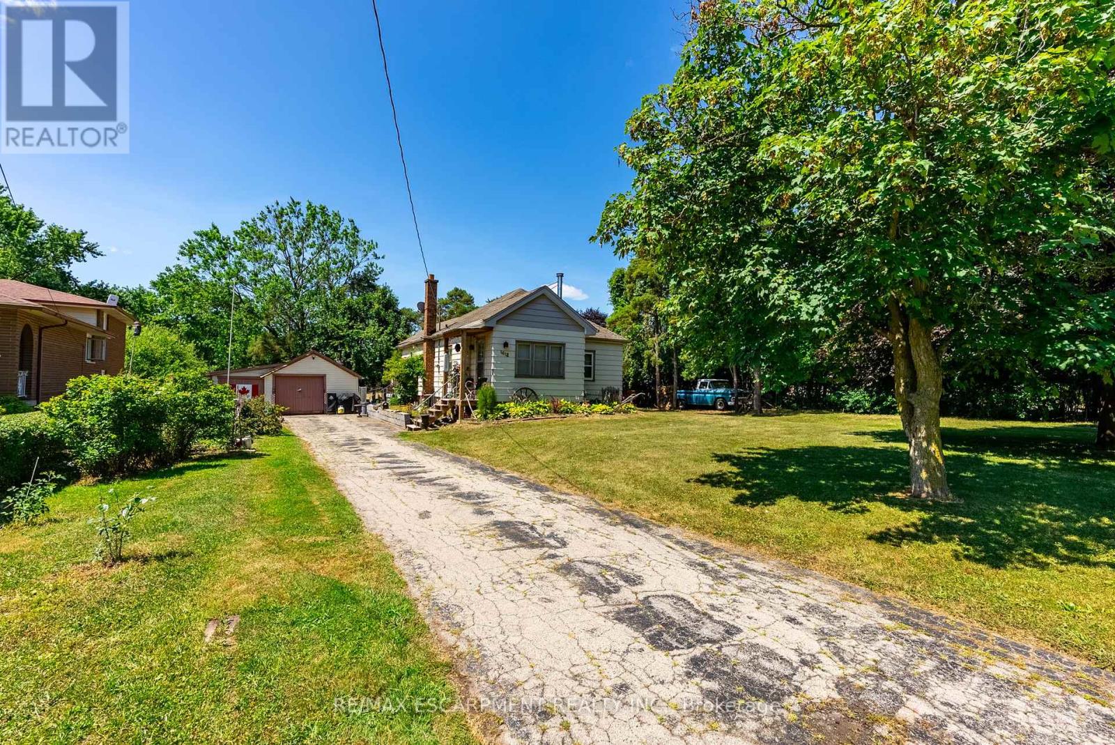 Photo 6 of 1412 Old York Road, Burlington ON