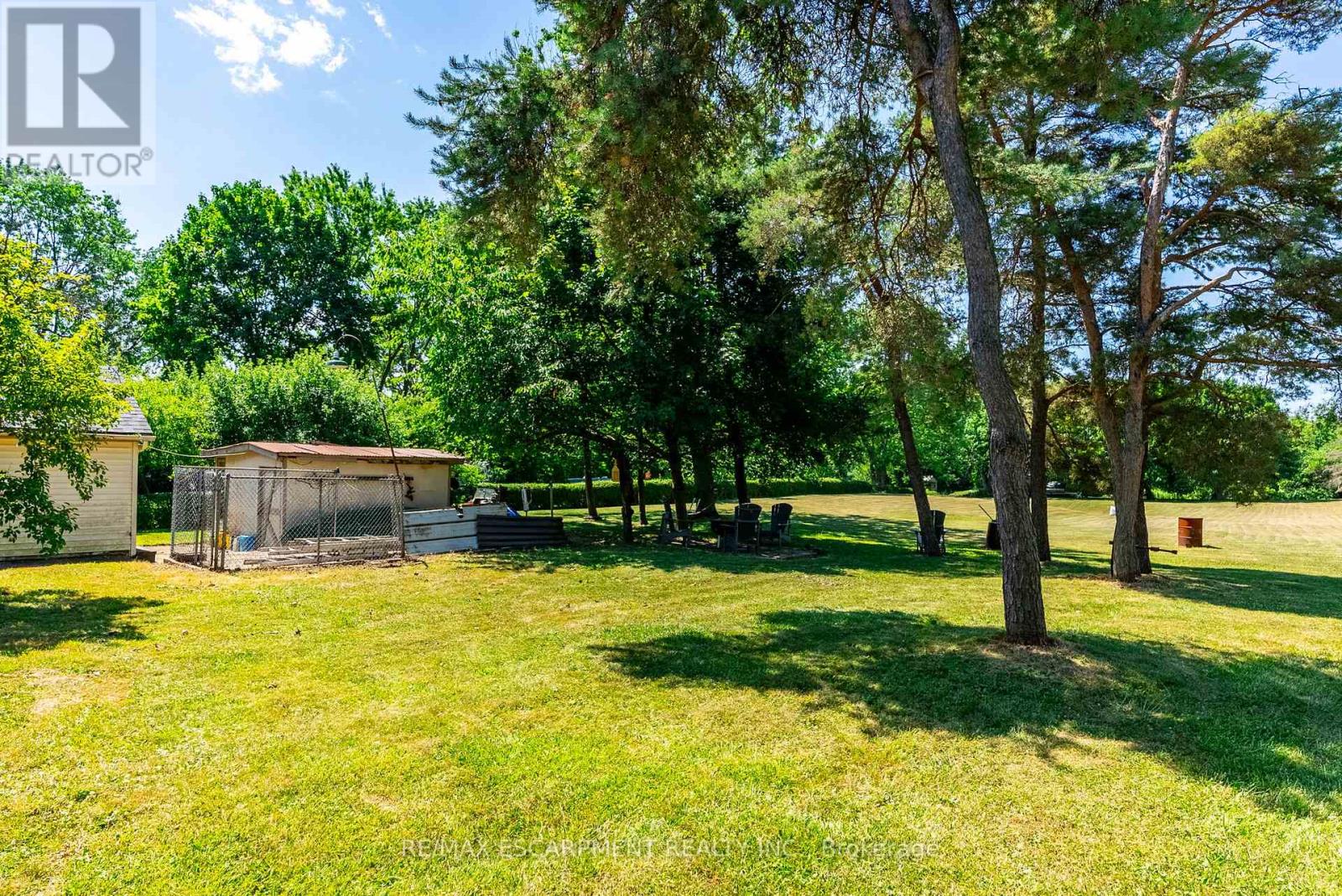 Photo 13 of 1412 Old York Road, Burlington ON