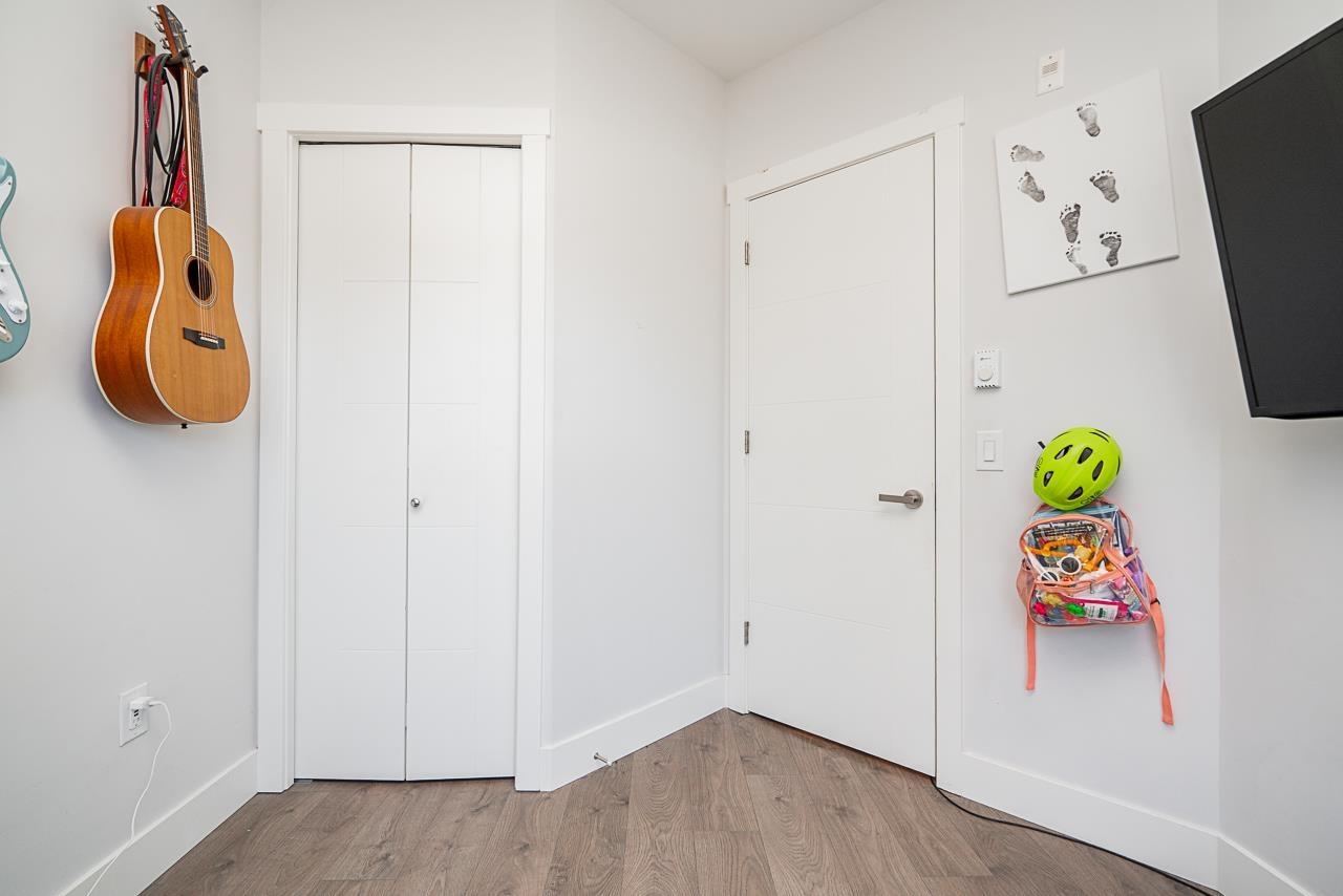 Photo 20 of 107 20175 53 Avenue, Langley BC
