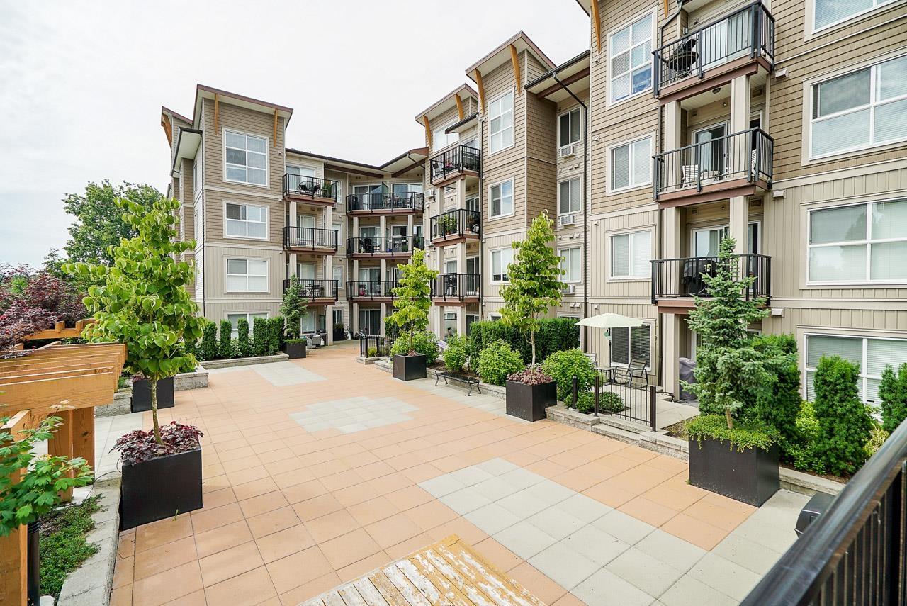 Photo 31 of 107 20175 53 Avenue, Langley BC
